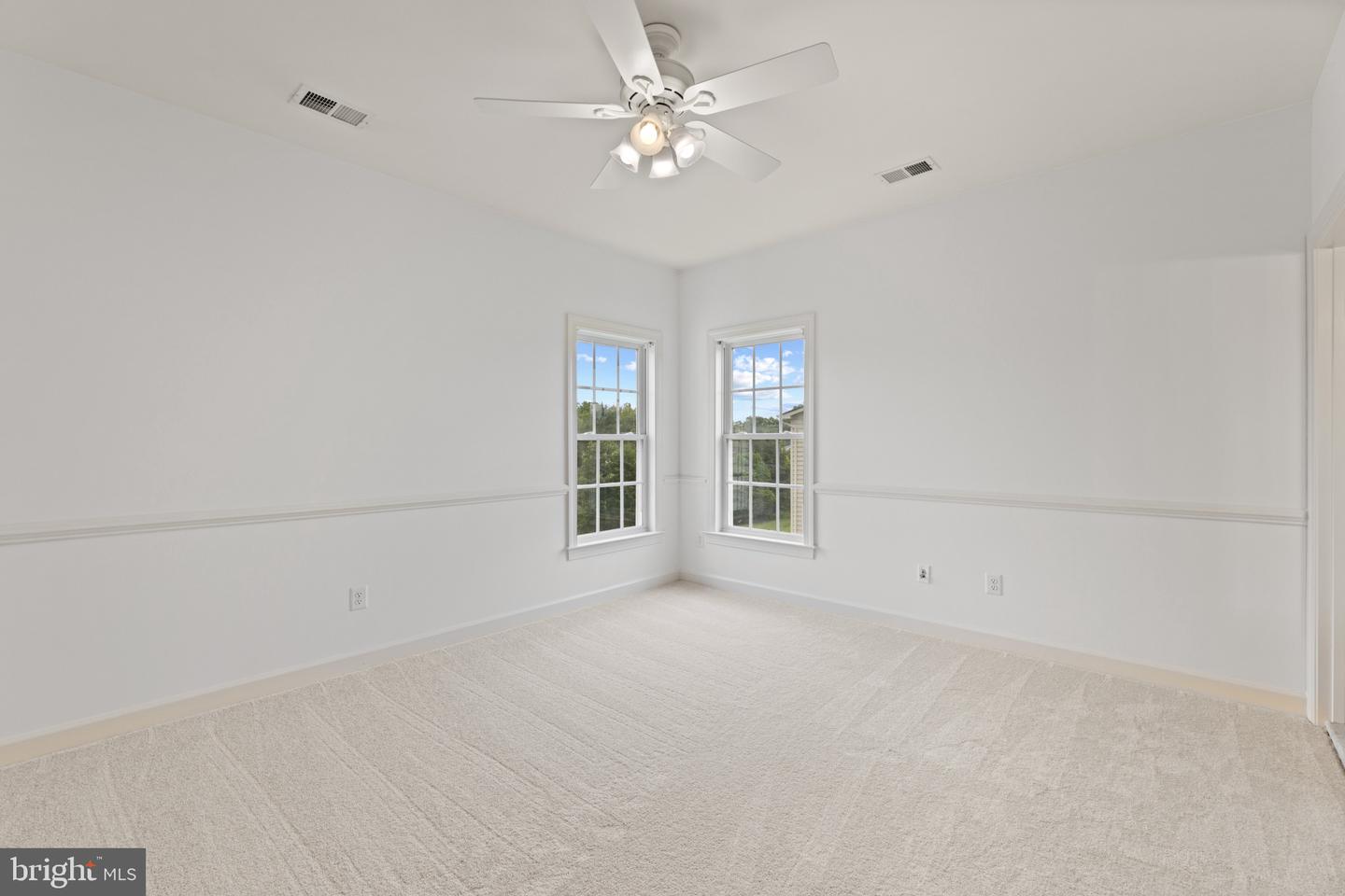 42640 BRADFORDS TELEGRAPH CT, CHANTILLY, Virginia 20152, 5 Bedrooms Bedrooms, ,5 BathroomsBathrooms,Residential,For sale,42640 BRADFORDS TELEGRAPH CT,VALO2094956 MLS # VALO2094956