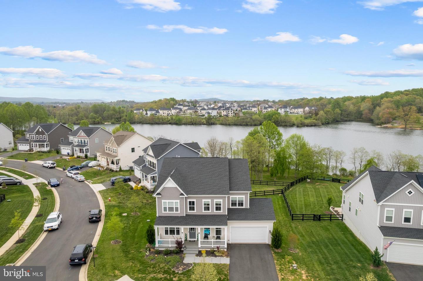 35898 QUANTUM PL, ROUND HILL, Virginia 20141, 4 Bedrooms Bedrooms, ,2 BathroomsBathrooms,Residential,For sale,35898 QUANTUM PL,VALO2094988 MLS # VALO2094988
