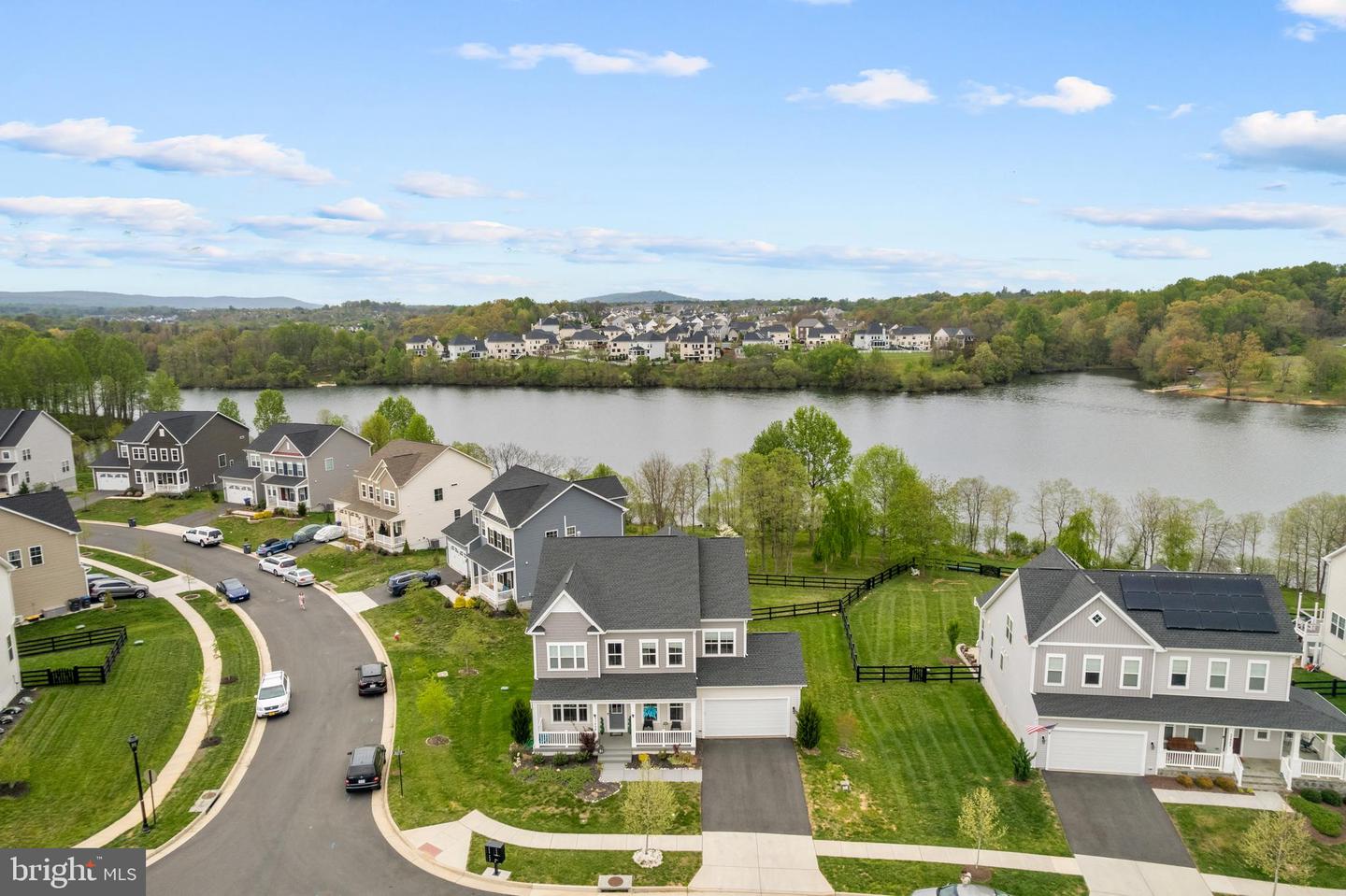 35898 QUANTUM PL, ROUND HILL, Virginia 20141, 4 Bedrooms Bedrooms, ,2 BathroomsBathrooms,Residential,For sale,35898 QUANTUM PL,VALO2094988 MLS # VALO2094988