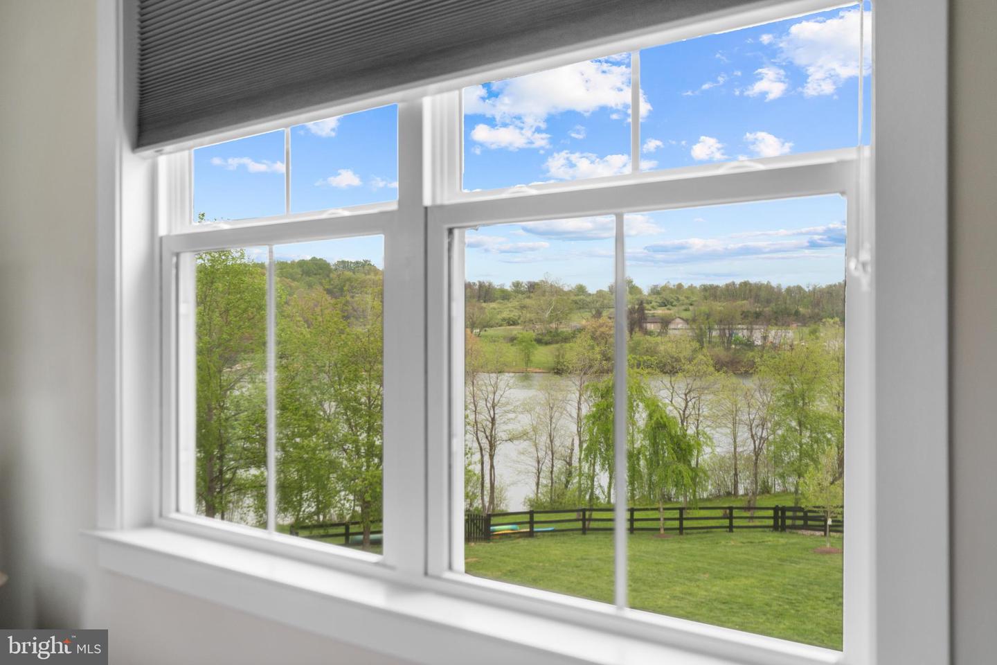 35898 QUANTUM PL, ROUND HILL, Virginia 20141, 4 Bedrooms Bedrooms, ,2 BathroomsBathrooms,Residential,For sale,35898 QUANTUM PL,VALO2094988 MLS # VALO2094988