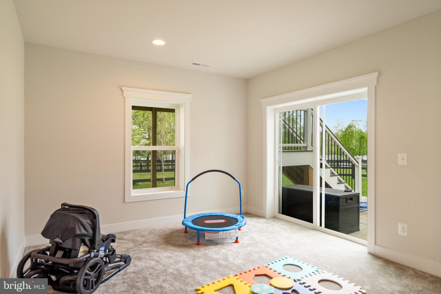 35898 QUANTUM PL, ROUND HILL, Virginia 20141, 4 Bedrooms Bedrooms, ,2 BathroomsBathrooms,Residential,For sale,35898 QUANTUM PL,VALO2094988 MLS # VALO2094988