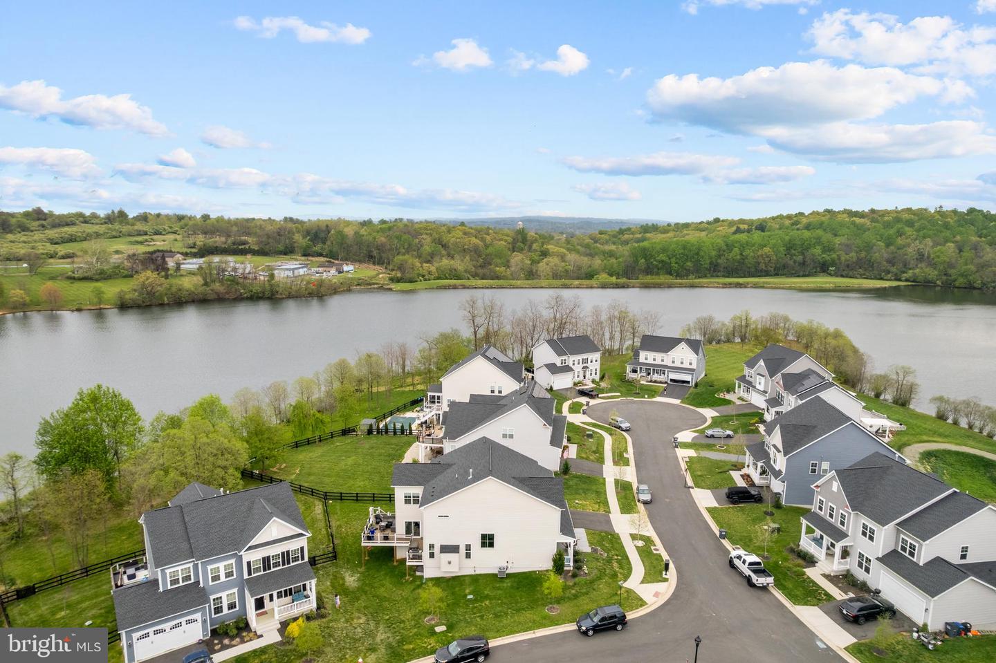 35898 QUANTUM PL, ROUND HILL, Virginia 20141, 4 Bedrooms Bedrooms, ,2 BathroomsBathrooms,Residential,For sale,35898 QUANTUM PL,VALO2094988 MLS # VALO2094988