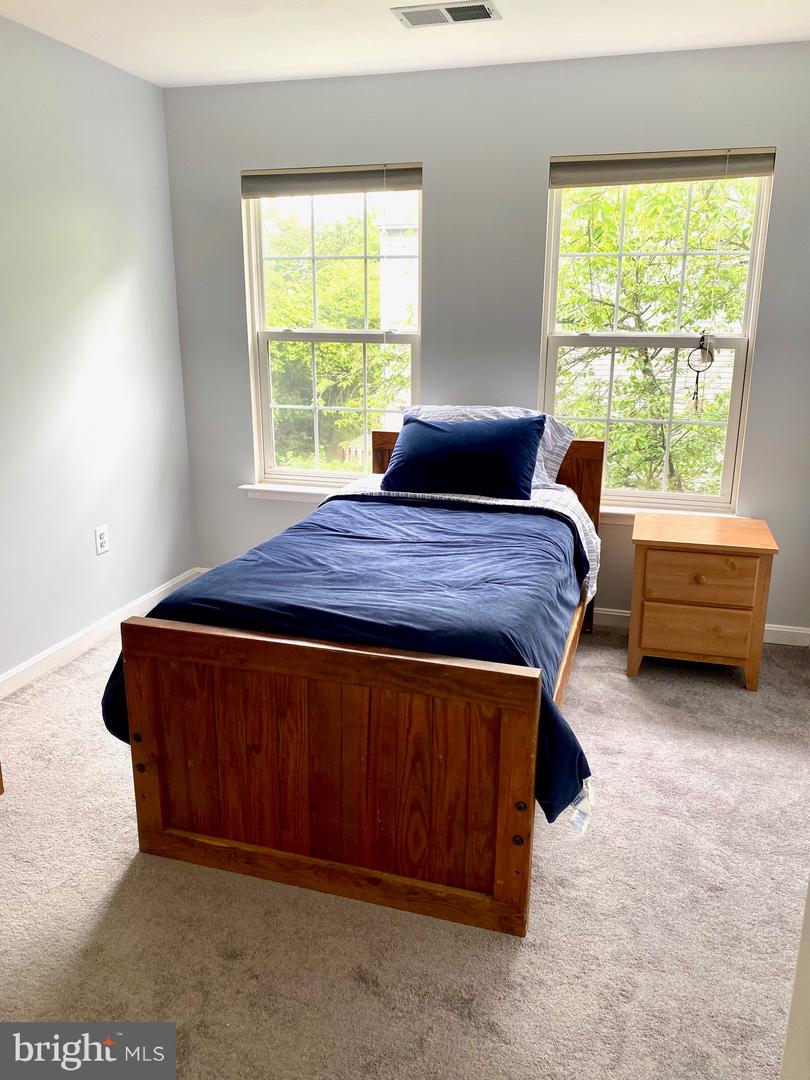 14335 NEWBERN LOOP, GAINESVILLE, Virginia 20155, 3 Bedrooms Bedrooms, ,2 BathroomsBathrooms,Residential,For sale,14335 NEWBERN LOOP,VAPW2093354 MLS # VAPW2093354
