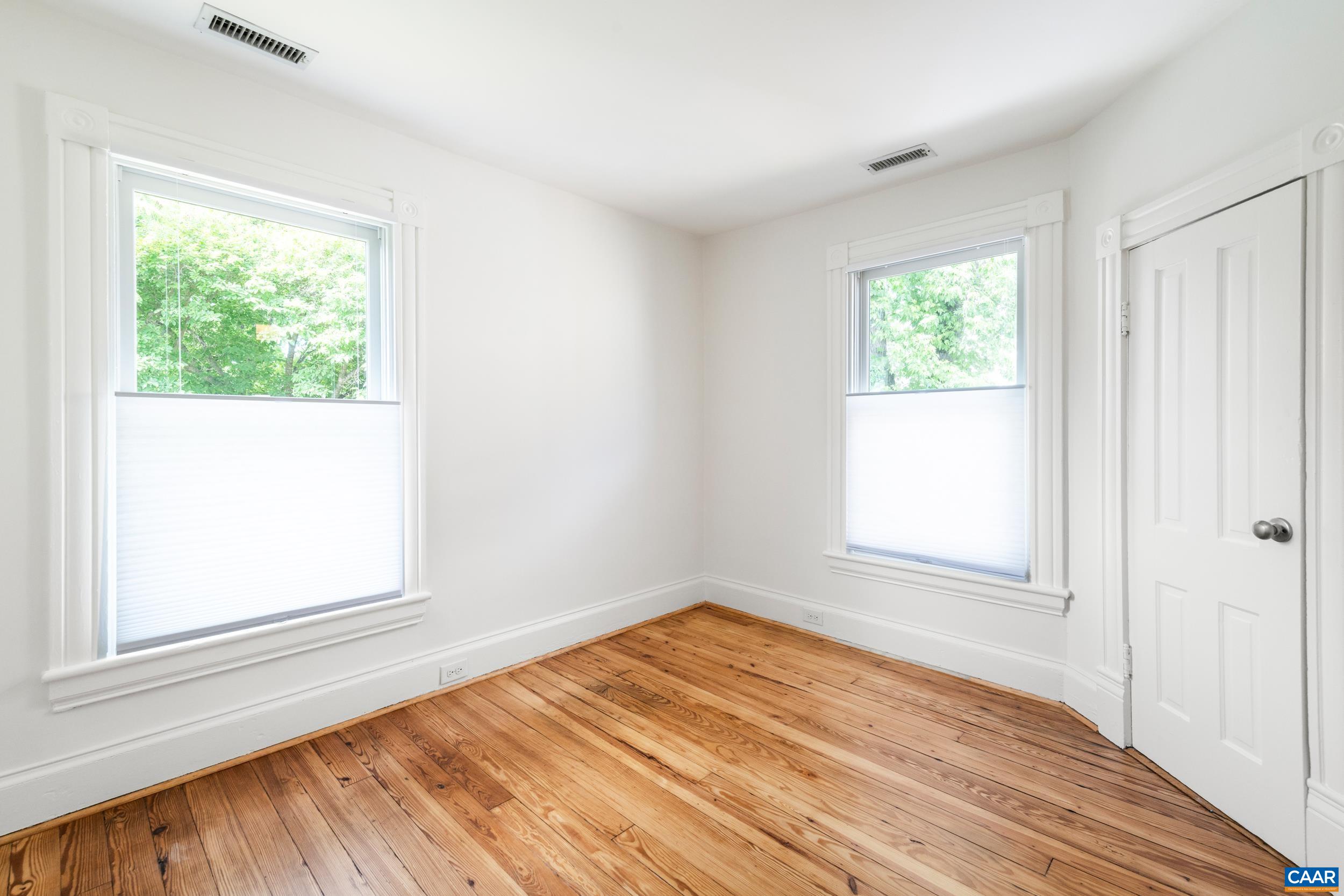 816 BELMONT AVE, CHARLOTTESVILLE, Virginia 22902, 3 Bedrooms Bedrooms, ,1 BathroomBathrooms,Residential,North Belmont Gem!,816 BELMONT AVE,664919 MLS # 664919