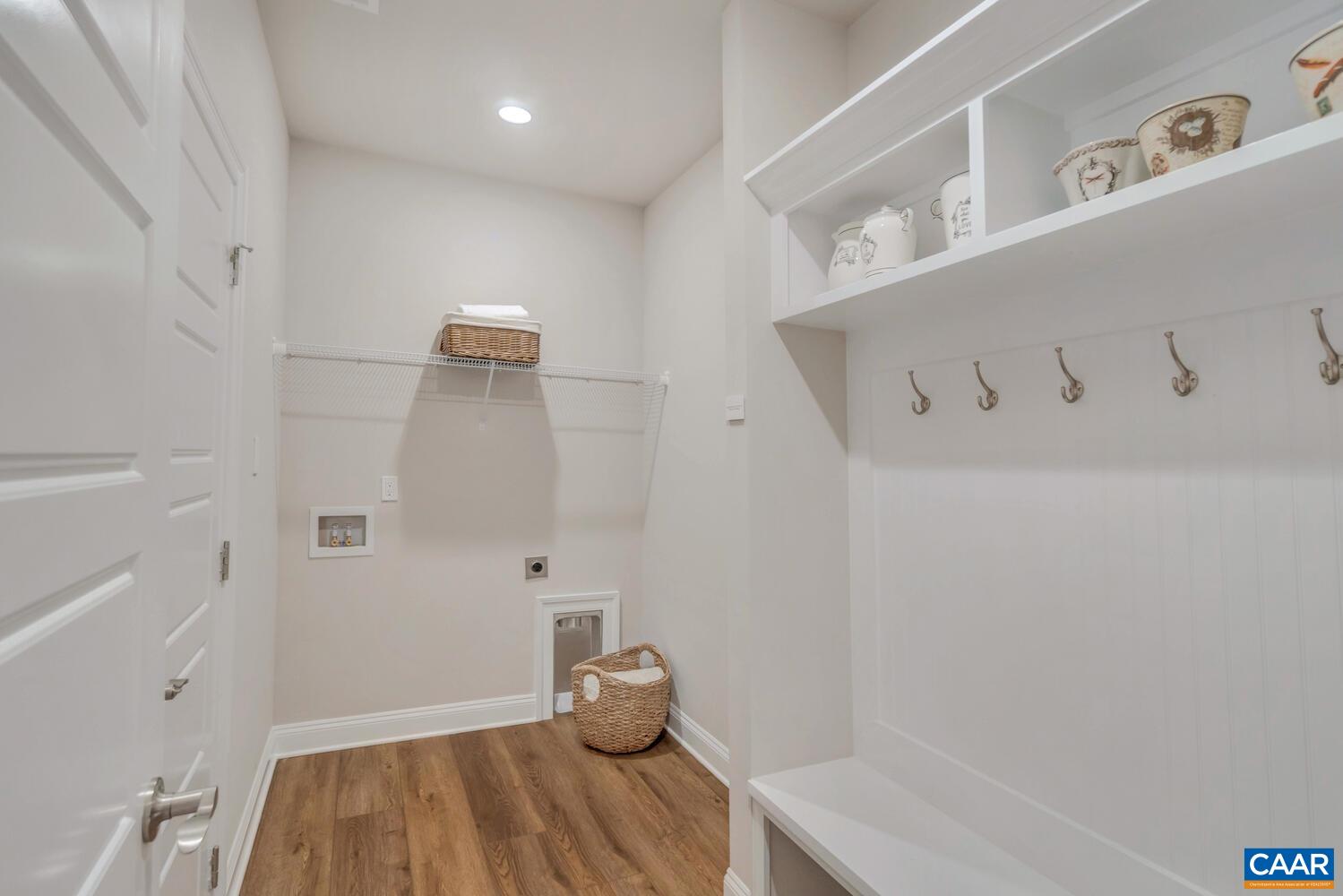 3 FARROW TERRACE, CHARLOTTESVILLE, Virginia 22901, 3 Bedrooms Bedrooms, ,2 BathroomsBathrooms,Residential,Afton Villa,3 FARROW TERRACE,664920 MLS # 664920