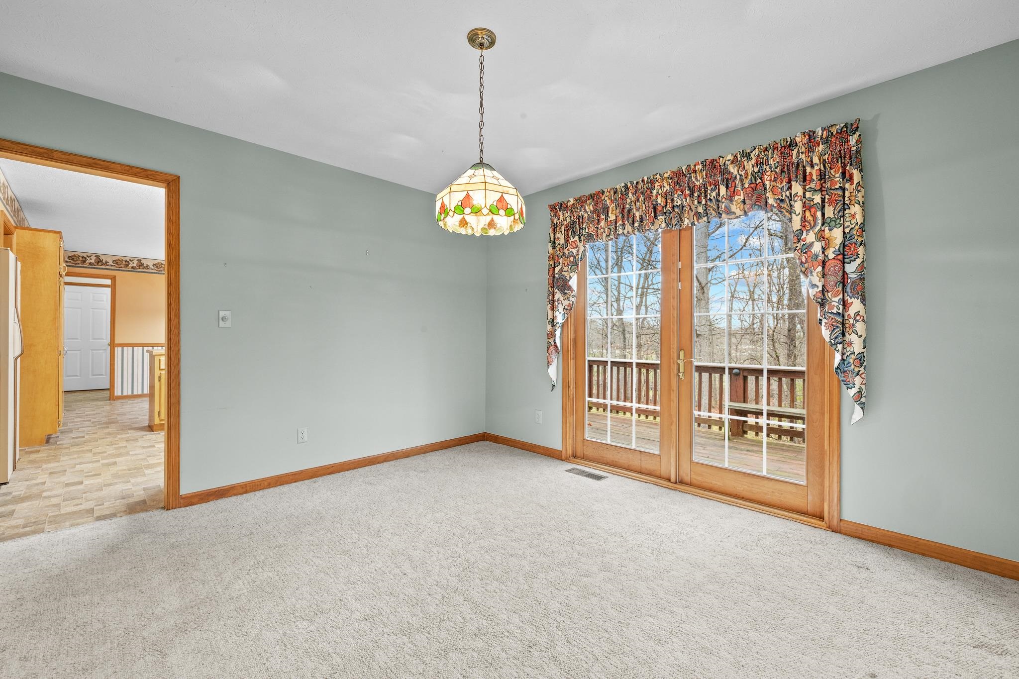 333 CRANBERRY DR, STUARTS DRAFT, Virginia 24477, 4 Bedrooms Bedrooms, ,4 BathroomsBathrooms,Residential,333 CRANBERRY DR,664922 MLS # 664922