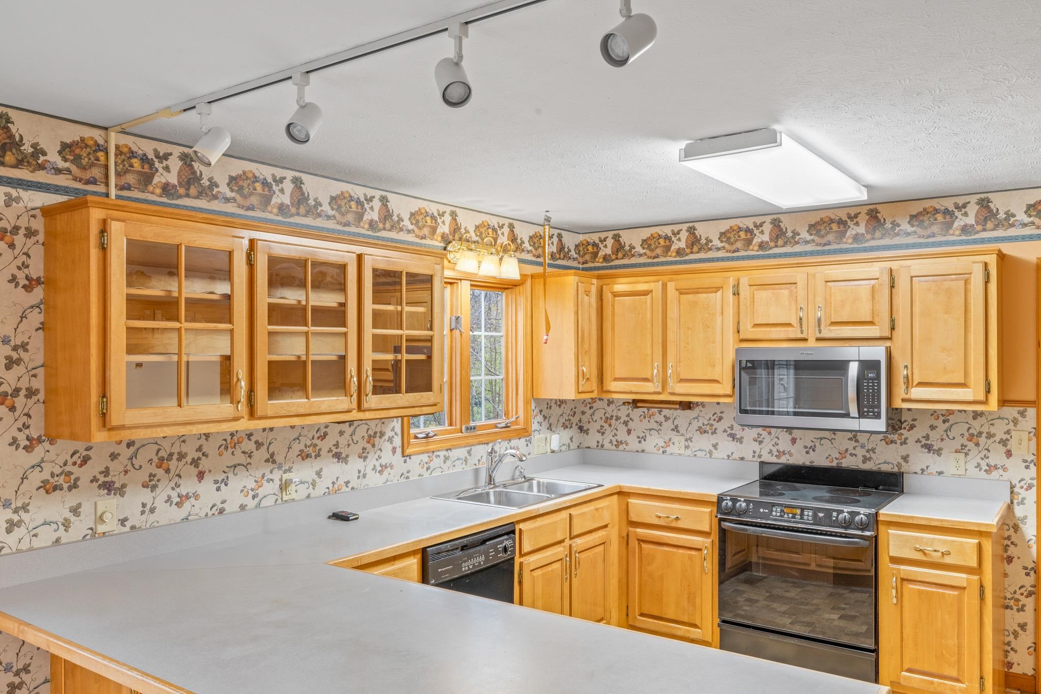 333 CRANBERRY DR, STUARTS DRAFT, Virginia 24477, 4 Bedrooms Bedrooms, ,4 BathroomsBathrooms,Residential,333 CRANBERRY DR,664922 MLS # 664922