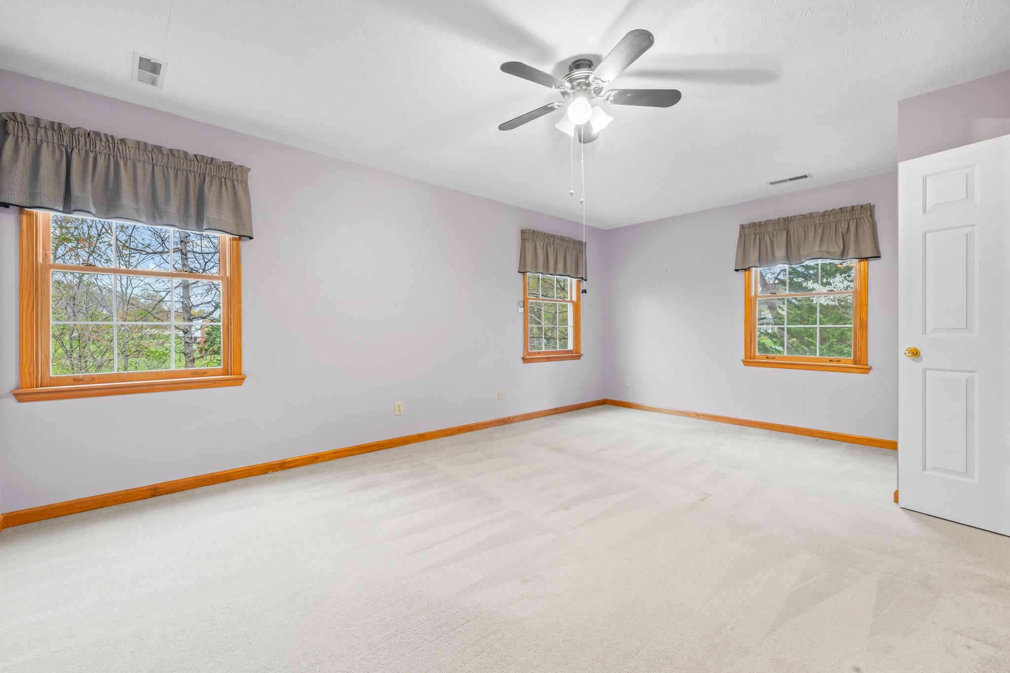 333 CRANBERRY DR, STUARTS DRAFT, Virginia 24477, 4 Bedrooms Bedrooms, ,4 BathroomsBathrooms,Residential,333 CRANBERRY DR,664922 MLS # 664922