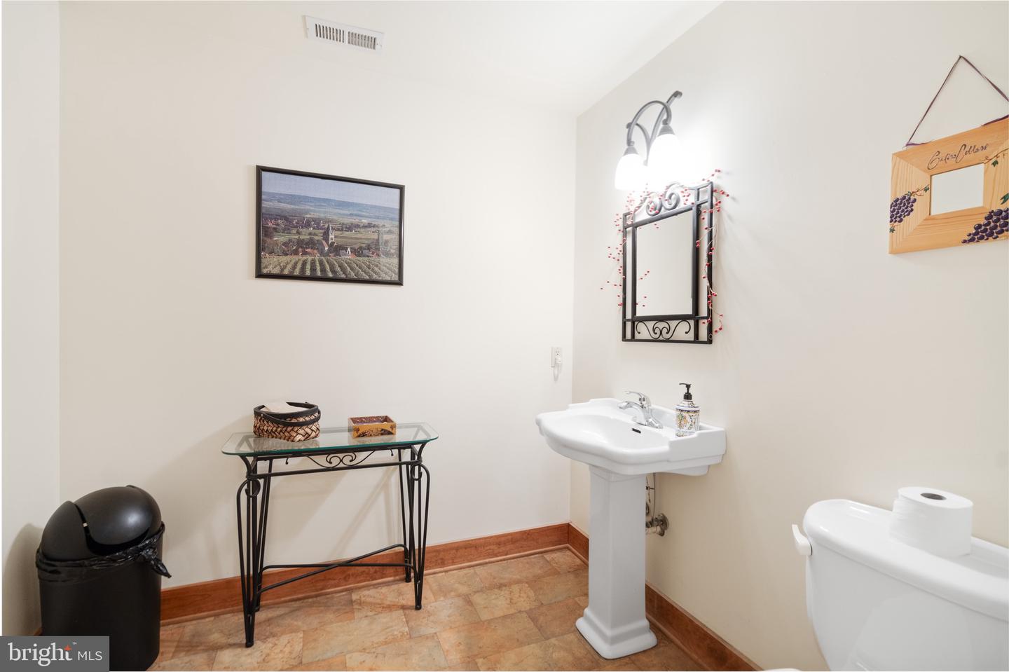 92 SCHOOLHOUSE RD, WASHINGTON, Virginia 22747, 4 Bedrooms Bedrooms, ,3 BathroomsBathrooms,Residential,For sale,92 SCHOOLHOUSE RD,VARP2002054 MLS # VARP2002054