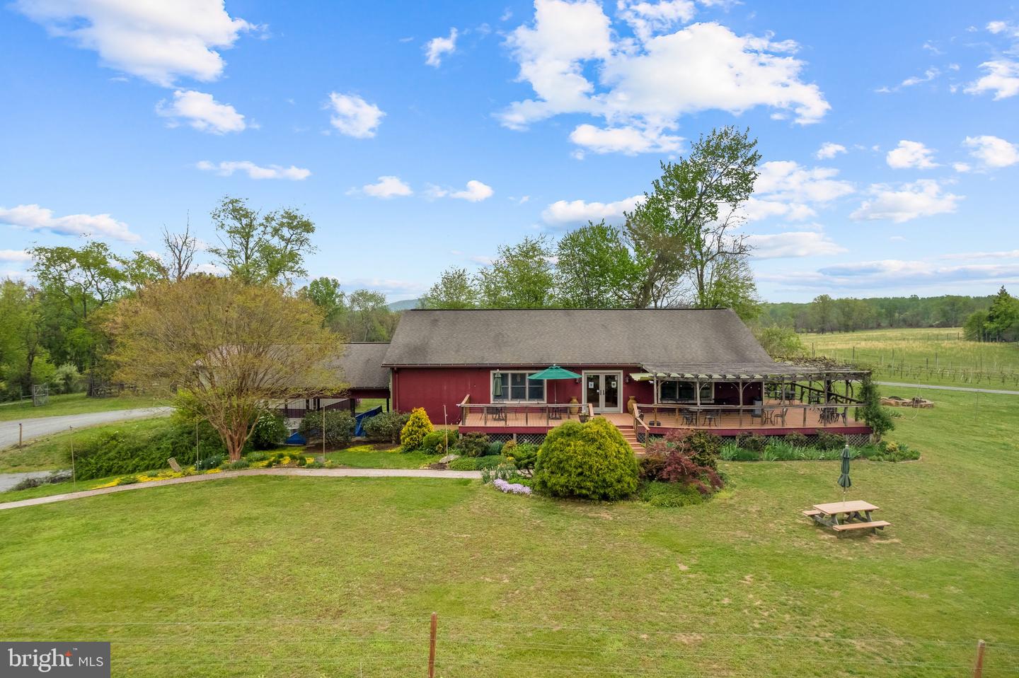 92 SCHOOLHOUSE RD, WASHINGTON, Virginia 22747, 4 Bedrooms Bedrooms, ,3 BathroomsBathrooms,Residential,For sale,92 SCHOOLHOUSE RD,VARP2002054 MLS # VARP2002054
