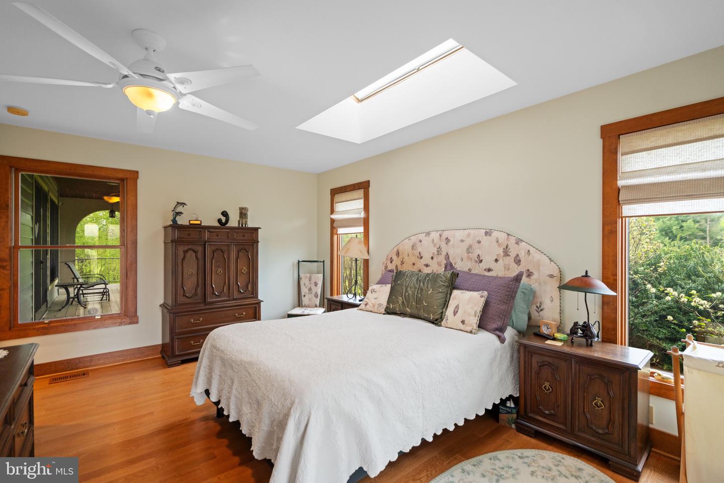 92 SCHOOLHOUSE RD, WASHINGTON, Virginia 22747, 4 Bedrooms Bedrooms, ,3 BathroomsBathrooms,Residential,For sale,92 SCHOOLHOUSE RD,VARP2002054 MLS # VARP2002054