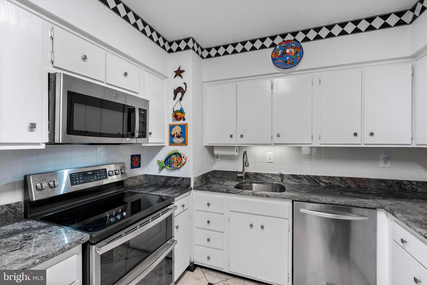 400 MADISON ST #802, ALEXANDRIA, Virginia 22314, 3 Bedrooms Bedrooms, ,2 BathroomsBathrooms,Residential,For sale,400 MADISON ST #802,VAAX2044764 MLS # VAAX2044764