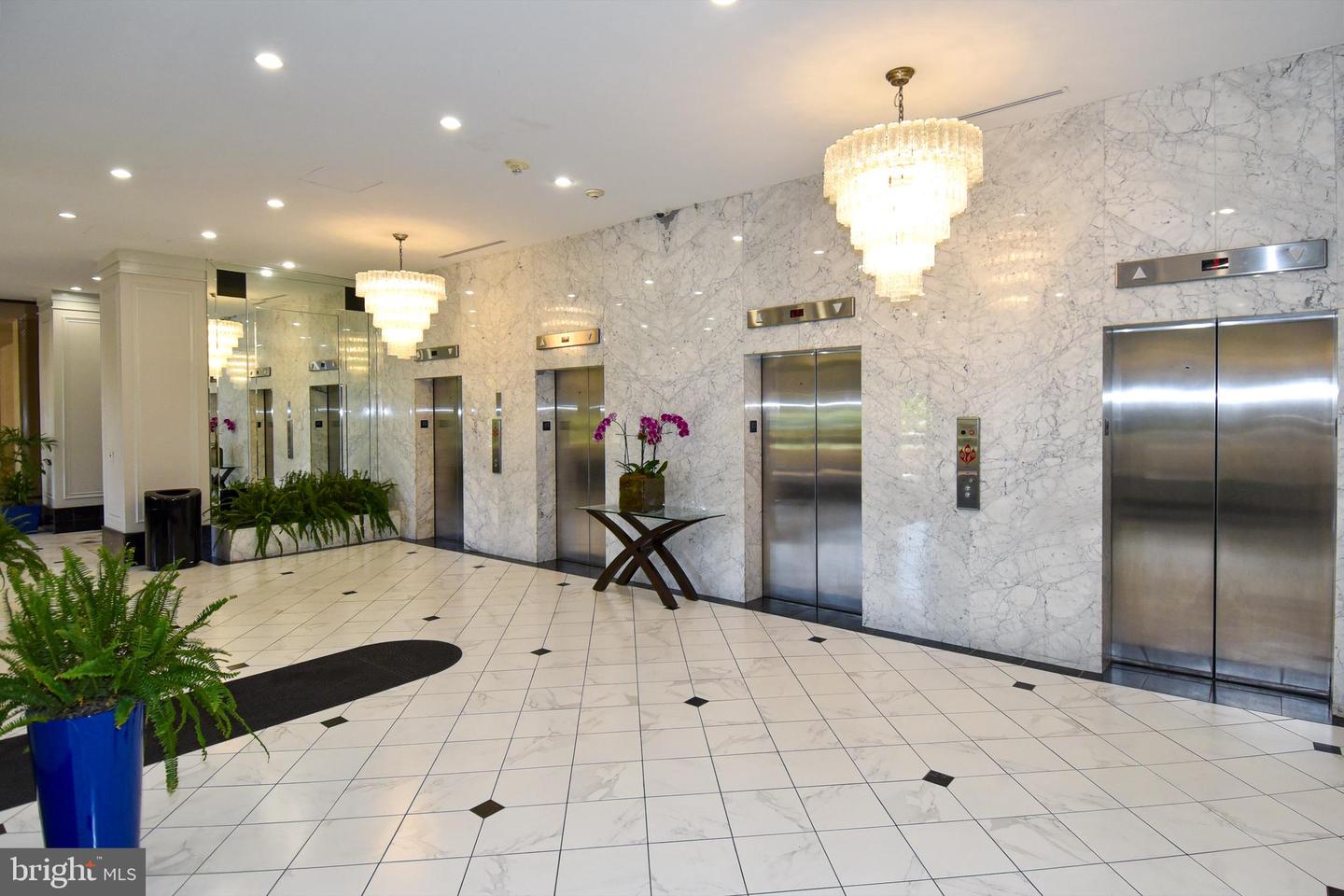 400 MADISON ST #802, ALEXANDRIA, Virginia 22314, 3 Bedrooms Bedrooms, ,2 BathroomsBathrooms,Residential,For sale,400 MADISON ST #802,VAAX2044764 MLS # VAAX2044764