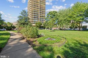 400 MADISON ST #802, ALEXANDRIA, Virginia 22314, 3 Bedrooms Bedrooms, ,2 BathroomsBathrooms,Residential,For sale,400 MADISON ST #802,VAAX2044764 MLS # VAAX2044764