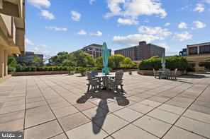 400 MADISON ST #802, ALEXANDRIA, Virginia 22314, 3 Bedrooms Bedrooms, ,2 BathroomsBathrooms,Residential,For sale,400 MADISON ST #802,VAAX2044764 MLS # VAAX2044764