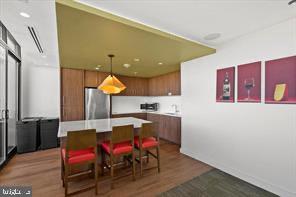 400 MADISON ST #802, ALEXANDRIA, Virginia 22314, 3 Bedrooms Bedrooms, ,2 BathroomsBathrooms,Residential,For sale,400 MADISON ST #802,VAAX2044764 MLS # VAAX2044764