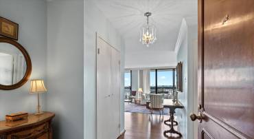 400 MADISON ST #802, ALEXANDRIA, Virginia 22314, 3 Bedrooms Bedrooms, ,2 BathroomsBathrooms,Residential,For sale,400 MADISON ST #802,VAAX2044764 MLS # VAAX2044764