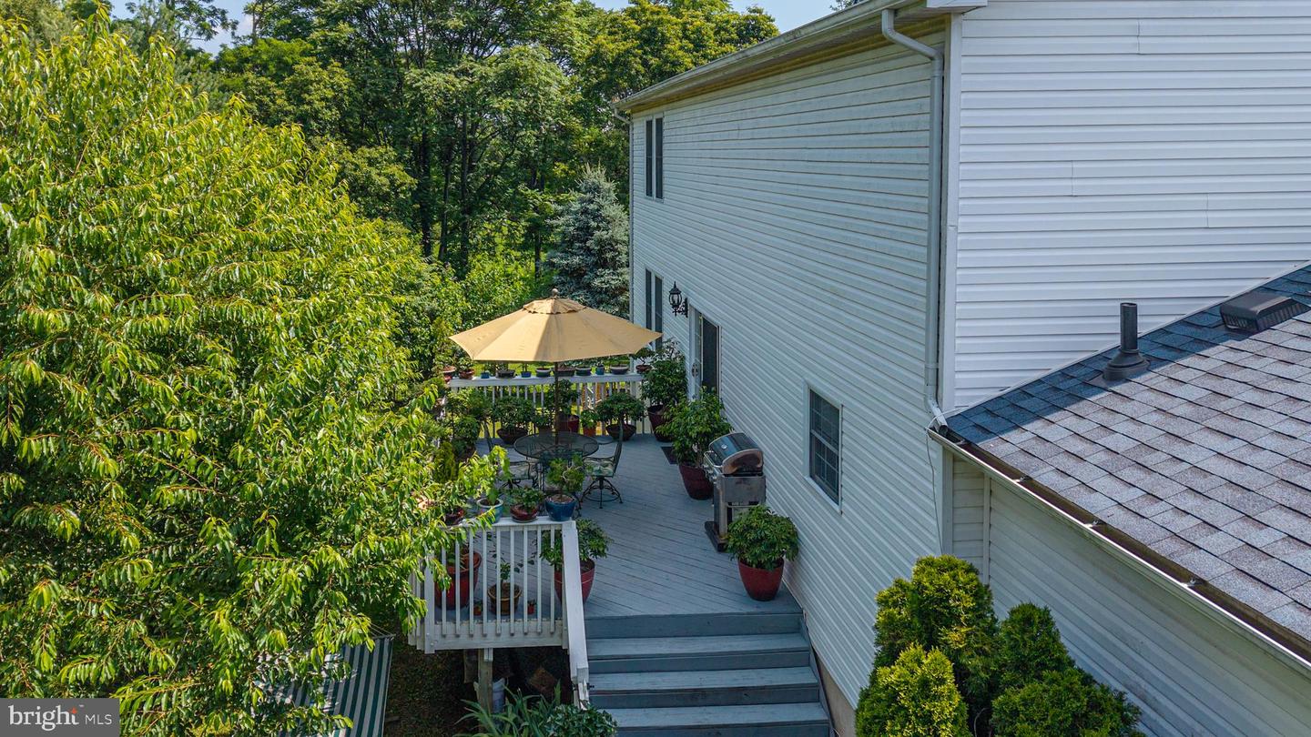 3187 BISHOP MEADE RD, BOYCE, Virginia 22620, 3 Bedrooms Bedrooms, ,3 BathroomsBathrooms,Residential,For sale,3187 BISHOP MEADE RD,VACL2003668 MLS # VACL2003668