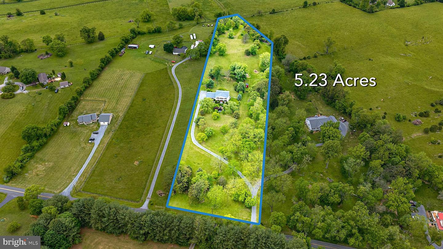 3187 BISHOP MEADE RD, BOYCE, Virginia 22620, 4 Bedrooms Bedrooms, ,3 BathroomsBathrooms,Residential,For sale,3187 BISHOP MEADE RD,VACL2003668 MLS # VACL2003668