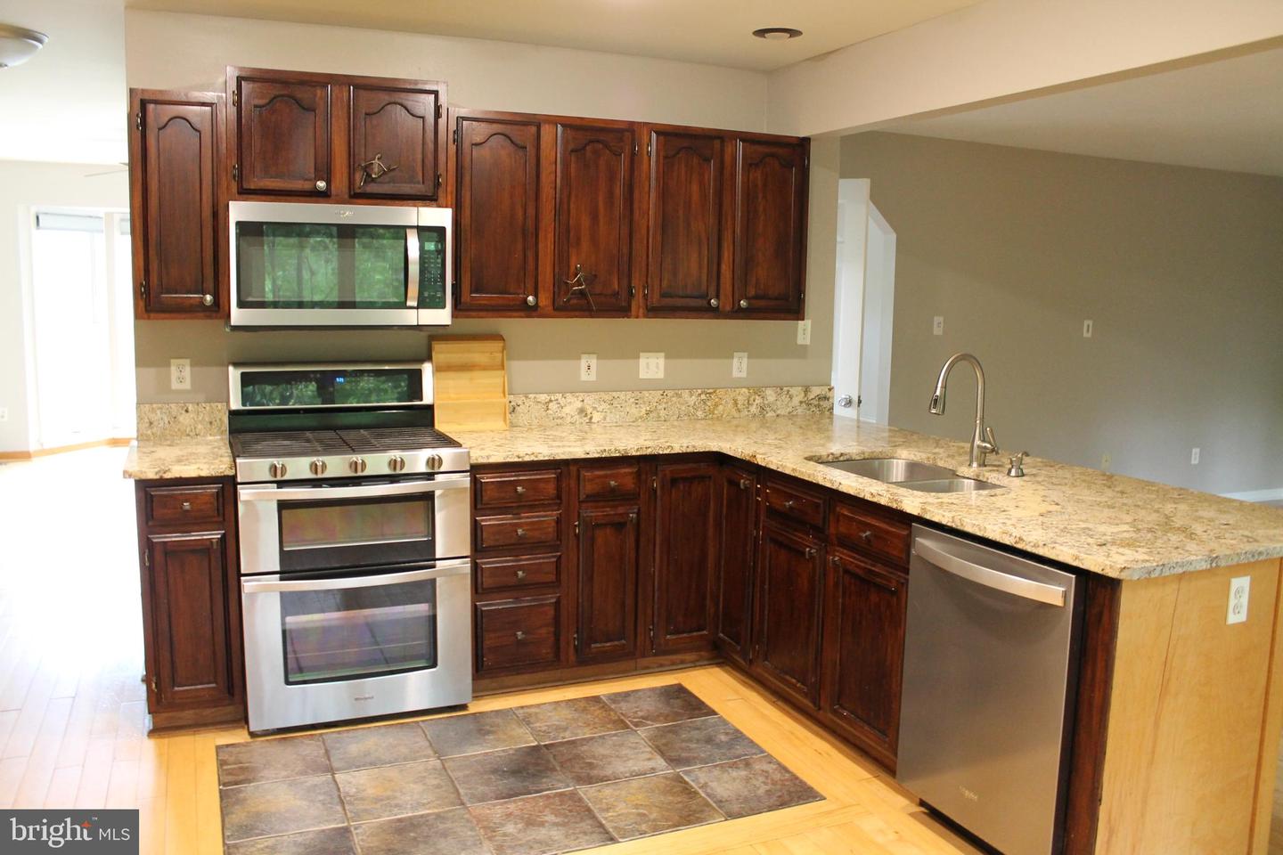 109 HAMLIN DR, FREDERICKSBURG, Virginia 22405, 5 Bedrooms Bedrooms, ,3 BathroomsBathrooms,Residential,For sale,109 HAMLIN DR,VAST2038382 MLS # VAST2038382