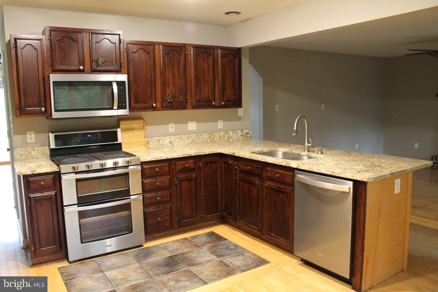 109 HAMLIN DR, FREDERICKSBURG, Virginia 22405, 5 Bedrooms Bedrooms, ,3 BathroomsBathrooms,Residential,For sale,109 HAMLIN DR,VAST2038382 MLS # VAST2038382