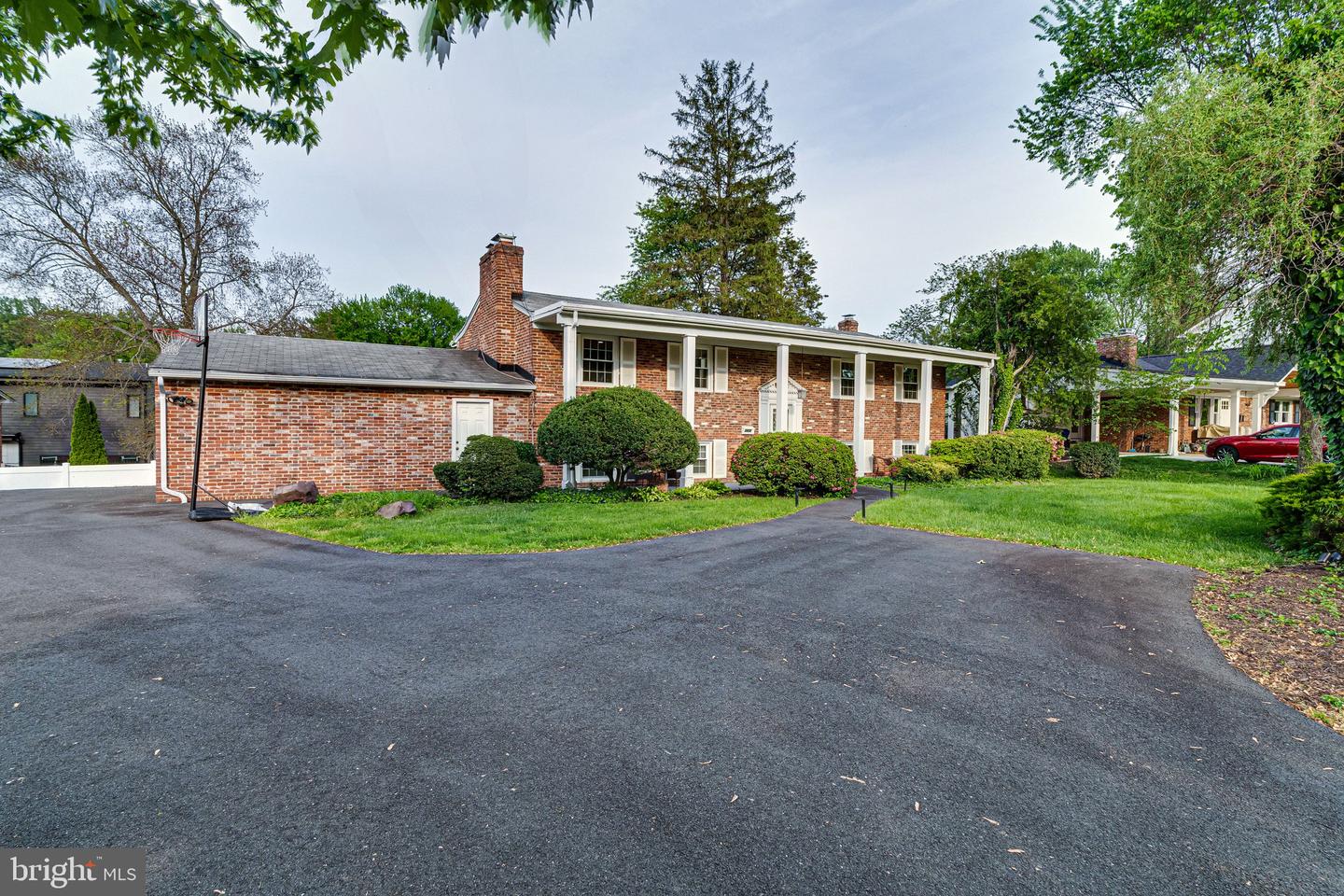 1631 CECILE ST, MCLEAN, Virginia 22101, 5 Bedrooms Bedrooms, ,3 BathroomsBathrooms,Residential,For sale,1631 CECILE ST,VAFX2237800 MLS # VAFX2237800