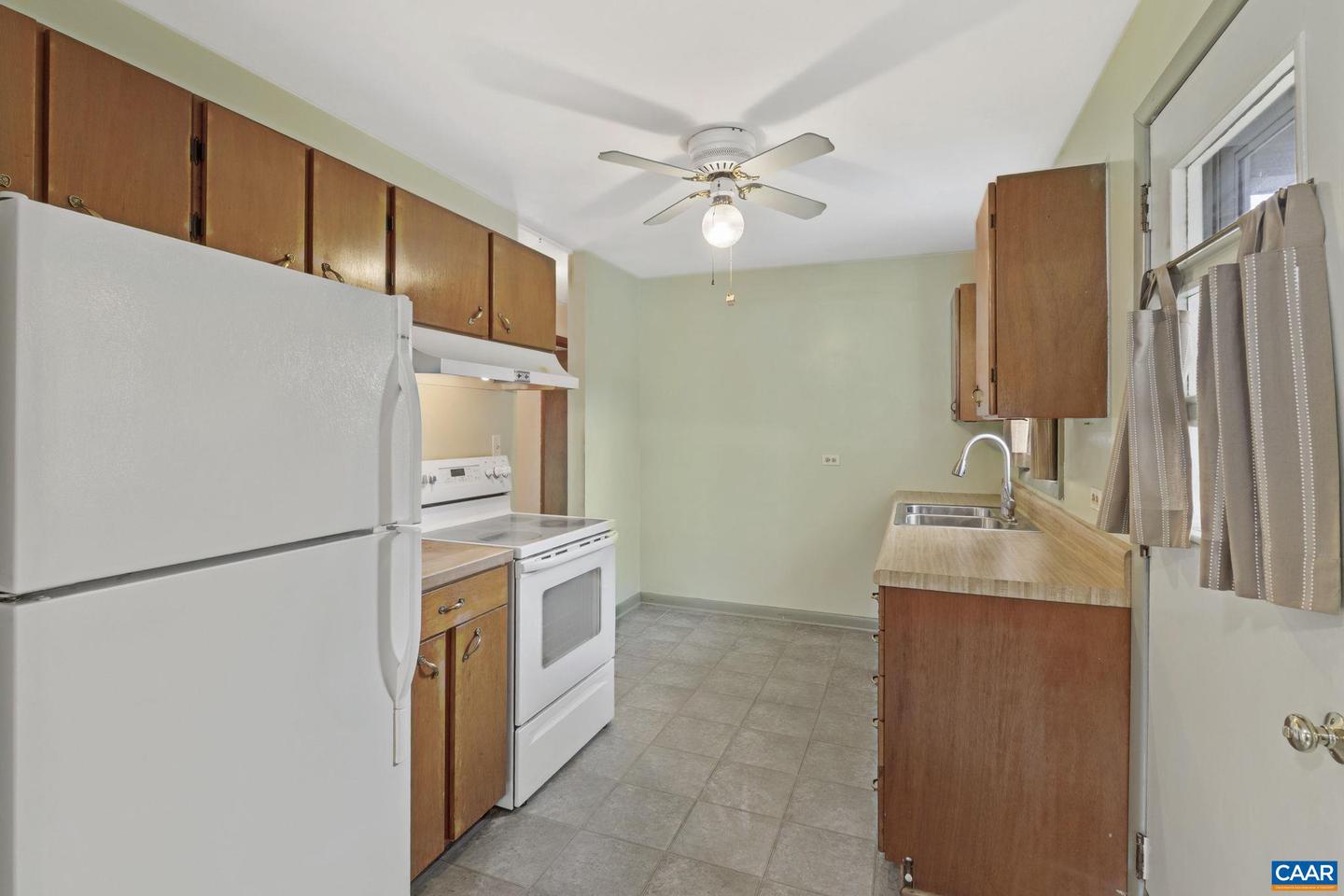 411 FAIRWAY AVE, CHARLOTTESVILLE, Virginia 22902, 3 Bedrooms Bedrooms, ,1 BathroomBathrooms,Residential,For sale,411 FAIRWAY AVE,663941 MLS # 663941