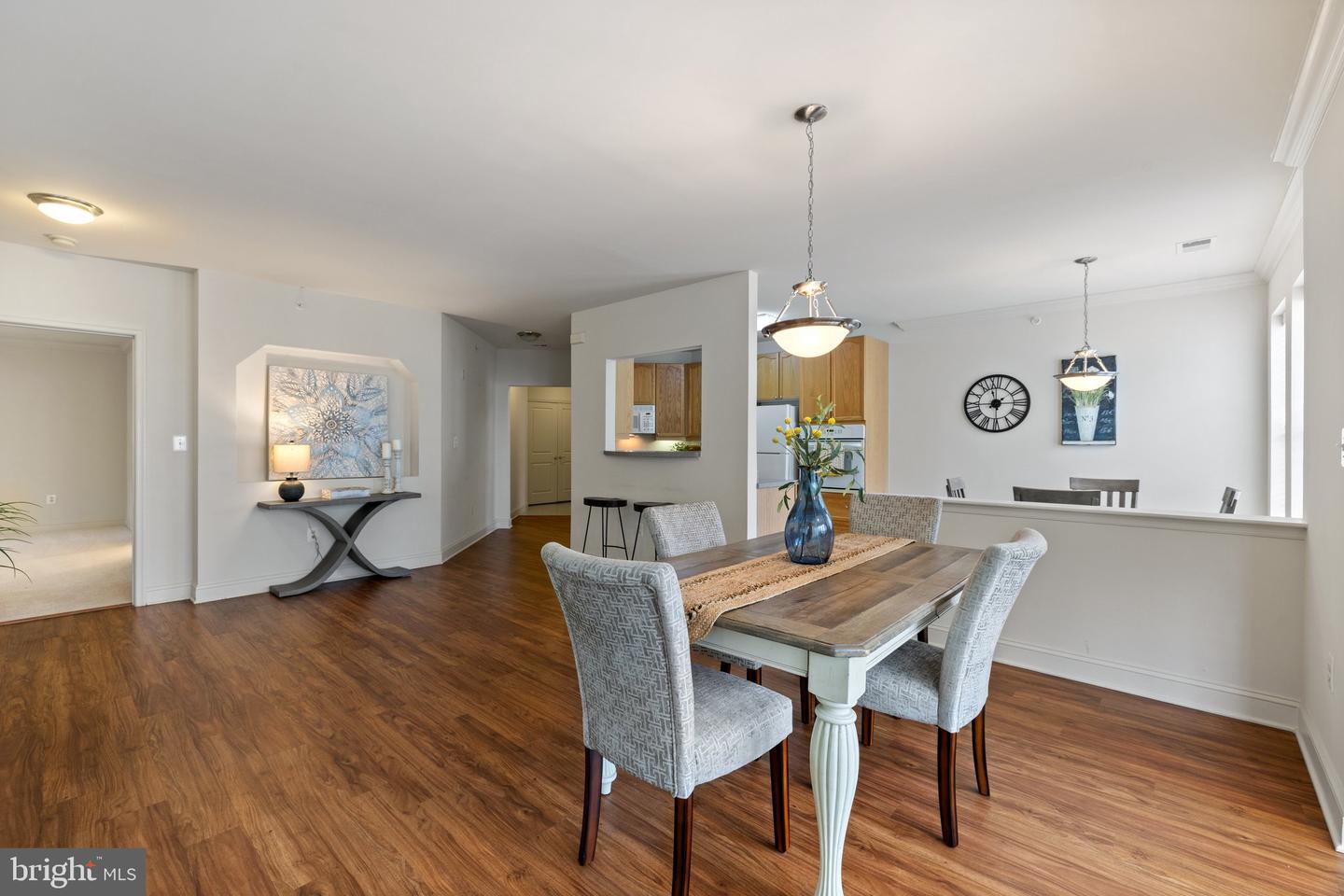 6704 HOLLY FARM LN #203, NEW BALTIMORE, Virginia 20187, 2 Bedrooms Bedrooms, ,2 BathroomsBathrooms,Residential,For sale,6704 HOLLY FARM LN #203,VAFQ2016462 MLS # VAFQ2016462