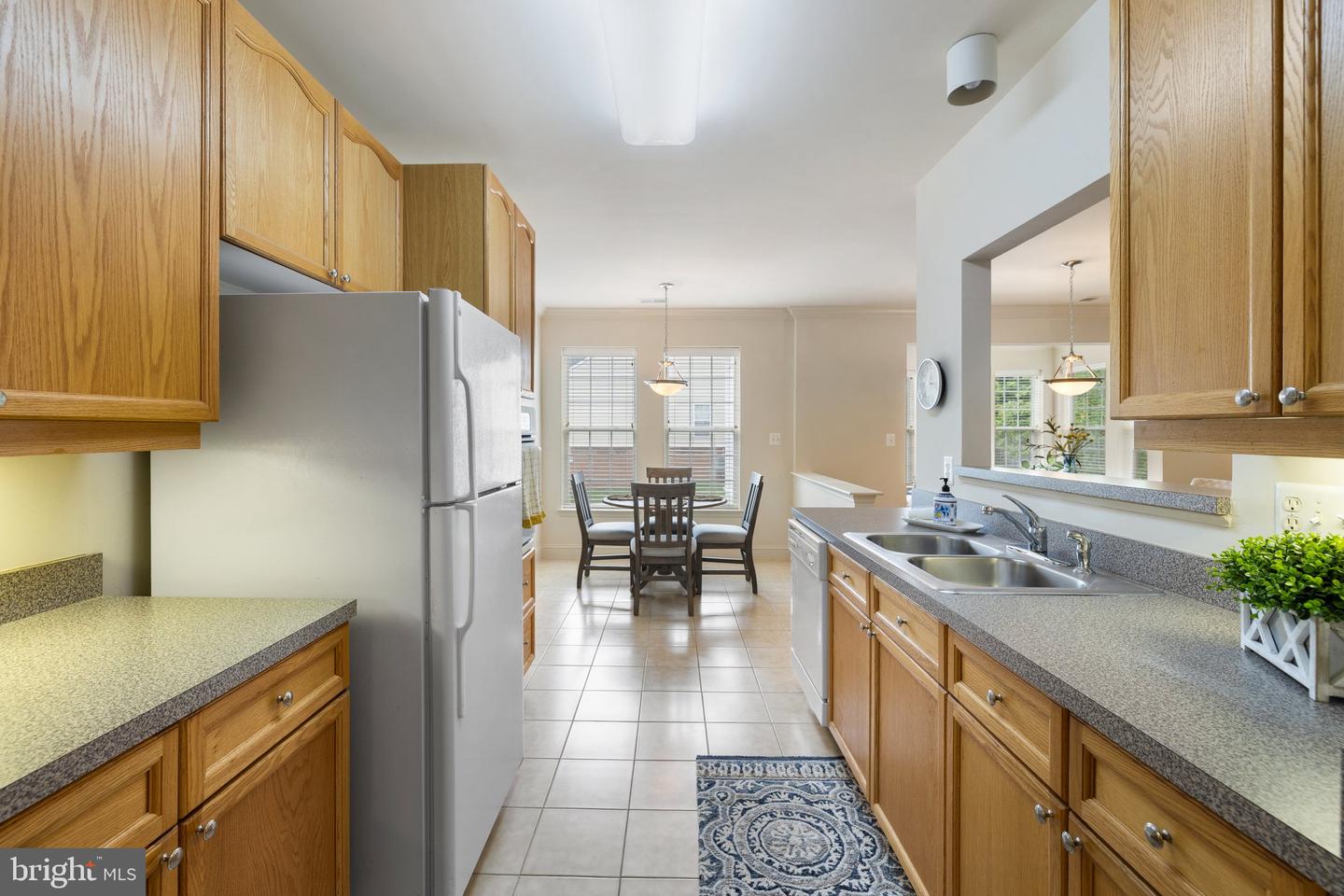 6704 HOLLY FARM LN #203, NEW BALTIMORE, Virginia 20187, 2 Bedrooms Bedrooms, ,2 BathroomsBathrooms,Residential,For sale,6704 HOLLY FARM LN #203,VAFQ2016462 MLS # VAFQ2016462