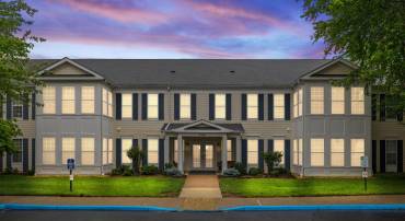 6704 HOLLY FARM LN #203, NEW BALTIMORE, Virginia 20187, 2 Bedrooms Bedrooms, ,2 BathroomsBathrooms,Residential,For sale,6704 HOLLY FARM LN #203,VAFQ2016462 MLS # VAFQ2016462