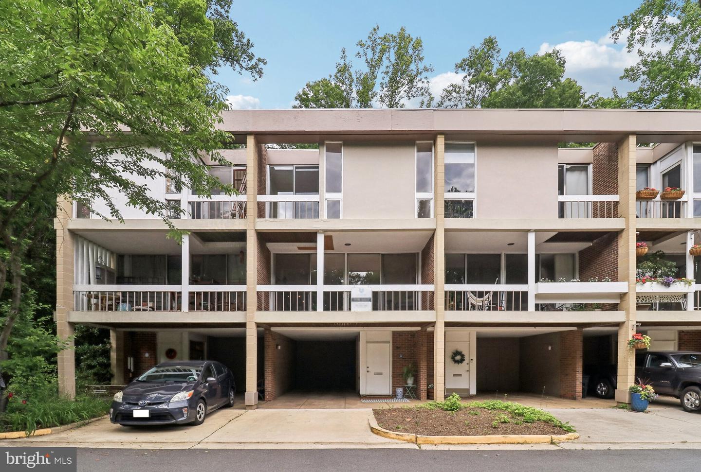 11524 MAPLE RIDGE RD, RESTON, Virginia 20190, 3 Bedrooms Bedrooms, ,1 BathroomBathrooms,Residential,For sale,11524 MAPLE RIDGE RD,VAFX2238072 MLS # VAFX2238072