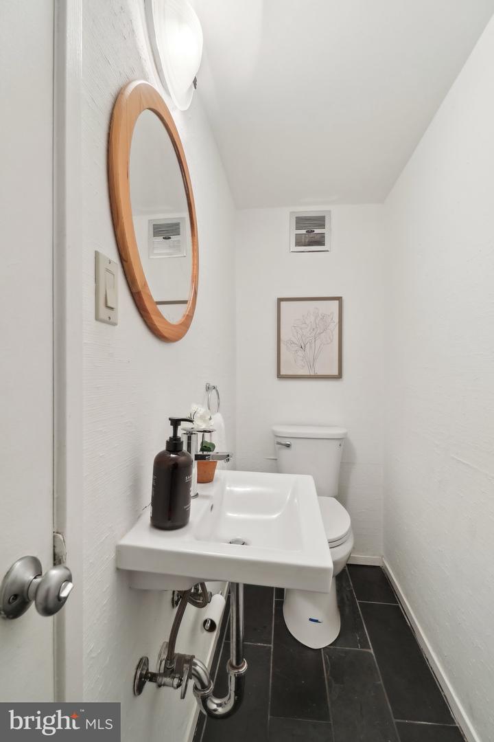 11524 MAPLE RIDGE RD, RESTON, Virginia 20190, 3 Bedrooms Bedrooms, ,1 BathroomBathrooms,Residential,For sale,11524 MAPLE RIDGE RD,VAFX2238072 MLS # VAFX2238072