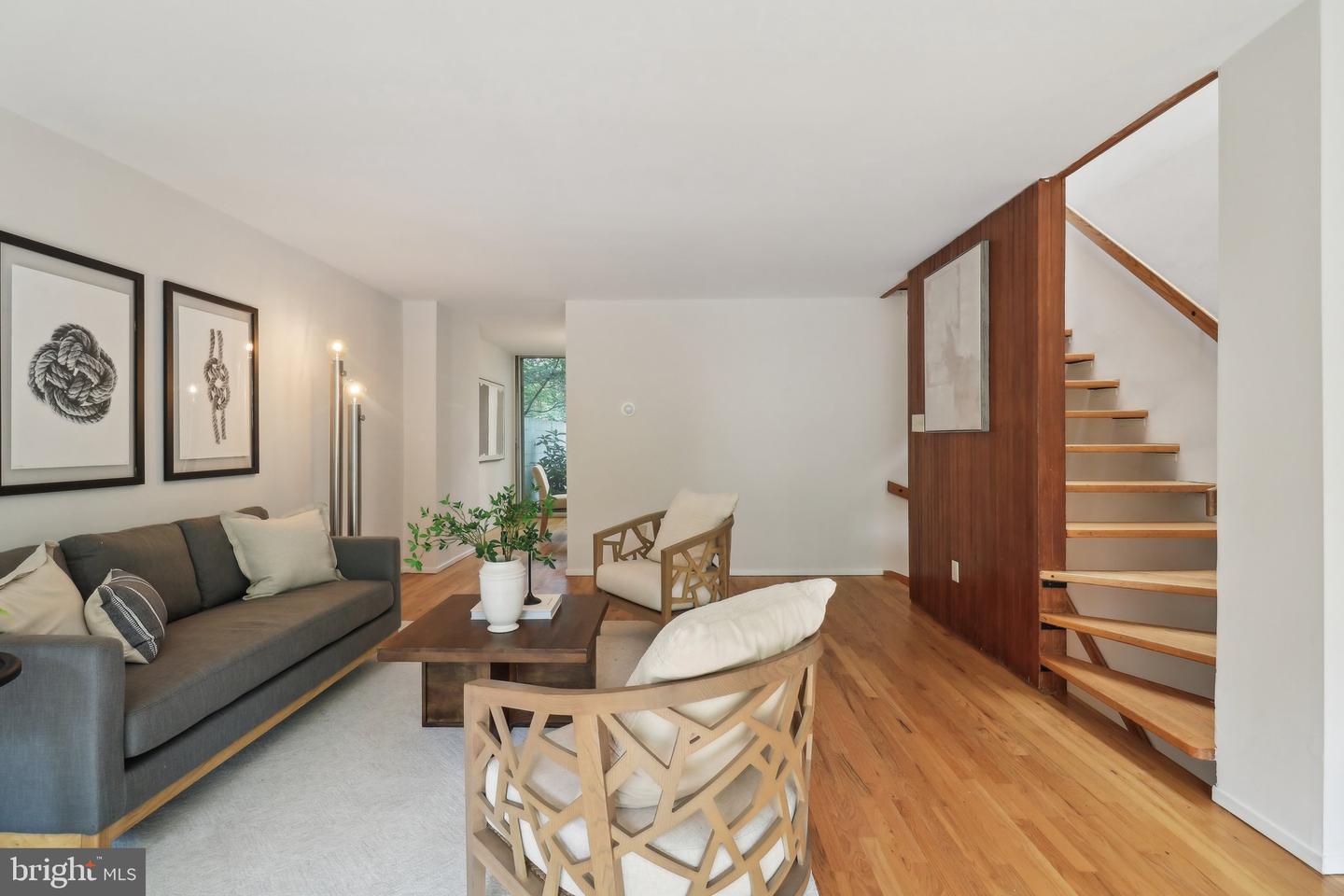 11524 MAPLE RIDGE RD, RESTON, Virginia 20190, 3 Bedrooms Bedrooms, ,1 BathroomBathrooms,Residential,For sale,11524 MAPLE RIDGE RD,VAFX2238072 MLS # VAFX2238072