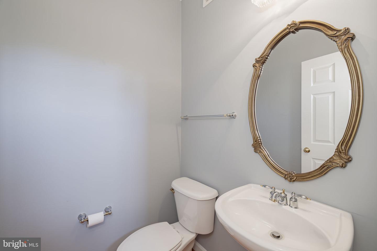 7144 POINT REPLETE CIR, FORT BELVOIR, Virginia 22060, 3 Bedrooms Bedrooms, ,3 BathroomsBathrooms,Residential,For sale,7144 POINT REPLETE CIR,VAFX2238082 MLS # VAFX2238082