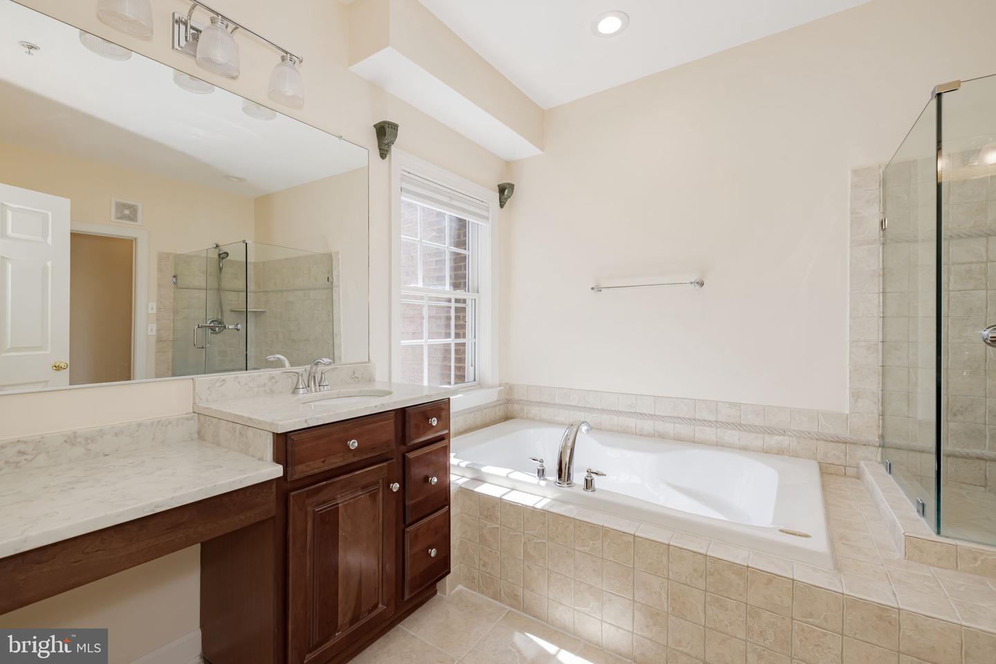 7144 POINT REPLETE CIR, FORT BELVOIR, Virginia 22060, 3 Bedrooms Bedrooms, ,3 BathroomsBathrooms,Residential,For sale,7144 POINT REPLETE CIR,VAFX2238082 MLS # VAFX2238082