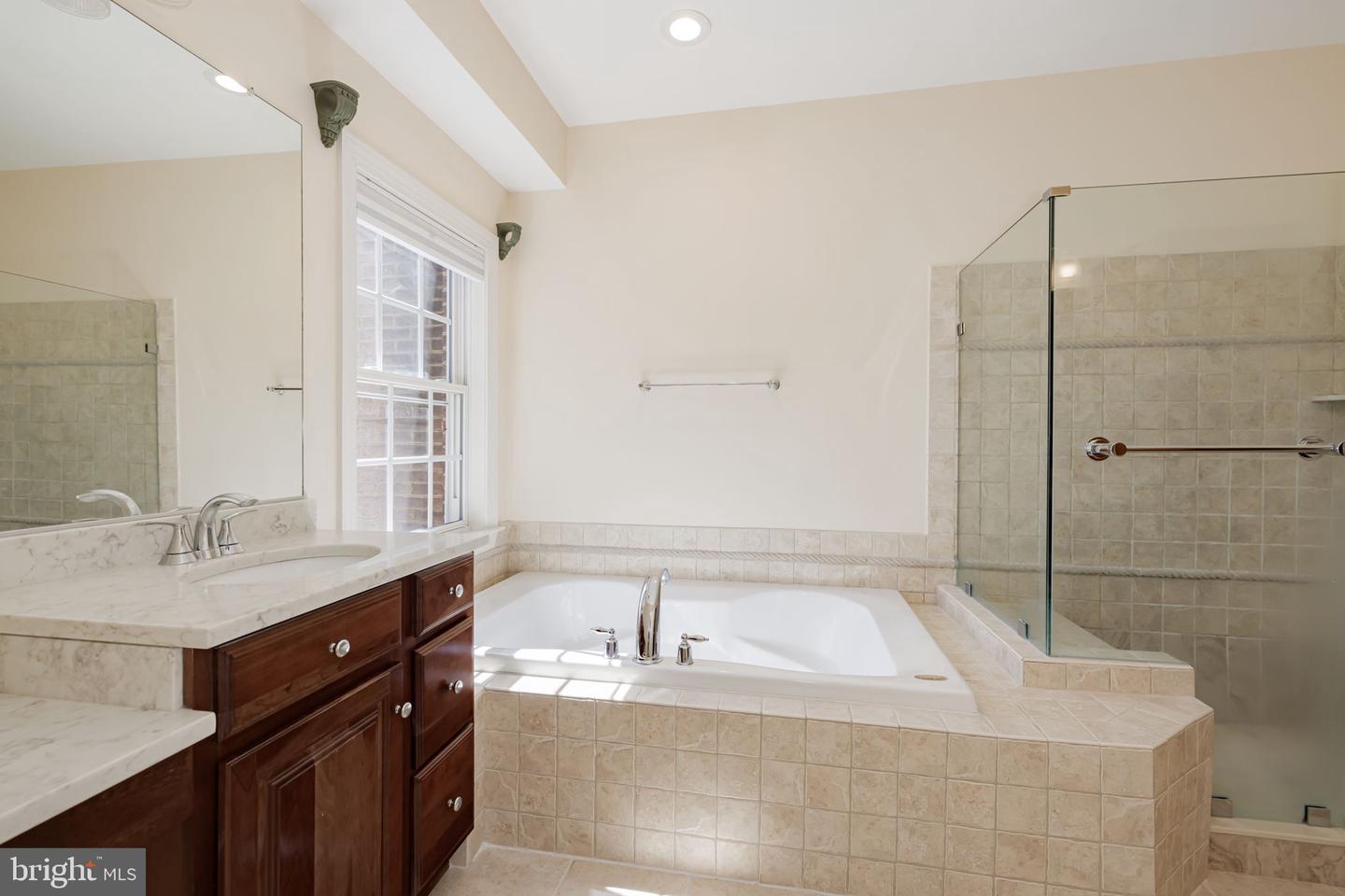 7144 POINT REPLETE CIR, FORT BELVOIR, Virginia 22060, 3 Bedrooms Bedrooms, ,3 BathroomsBathrooms,Residential,For sale,7144 POINT REPLETE CIR,VAFX2238082 MLS # VAFX2238082