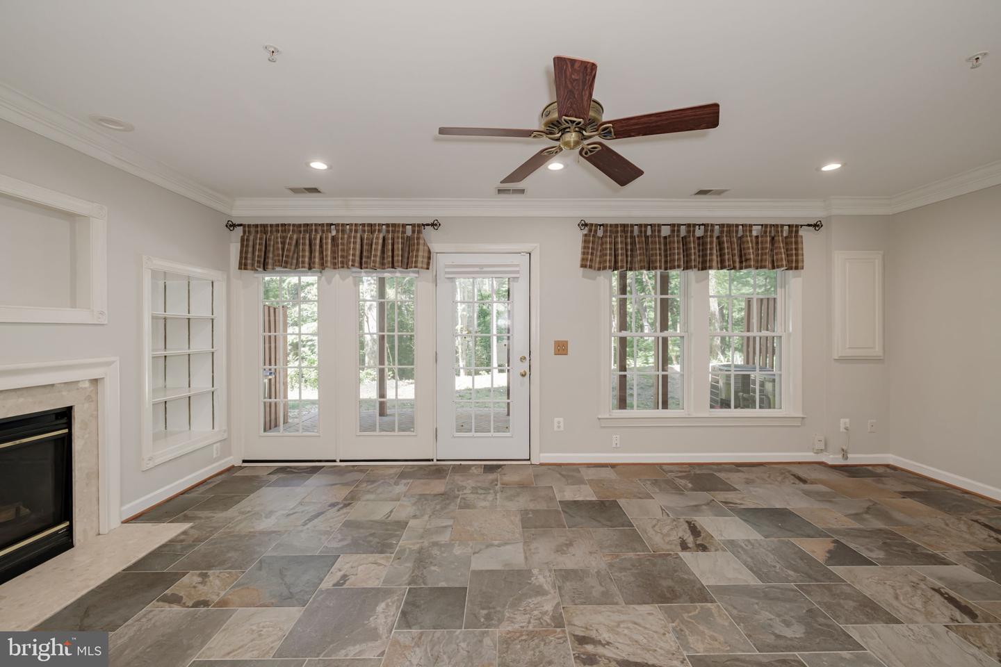 7144 POINT REPLETE CIR, FORT BELVOIR, Virginia 22060, 3 Bedrooms Bedrooms, ,3 BathroomsBathrooms,Residential,For sale,7144 POINT REPLETE CIR,VAFX2238082 MLS # VAFX2238082