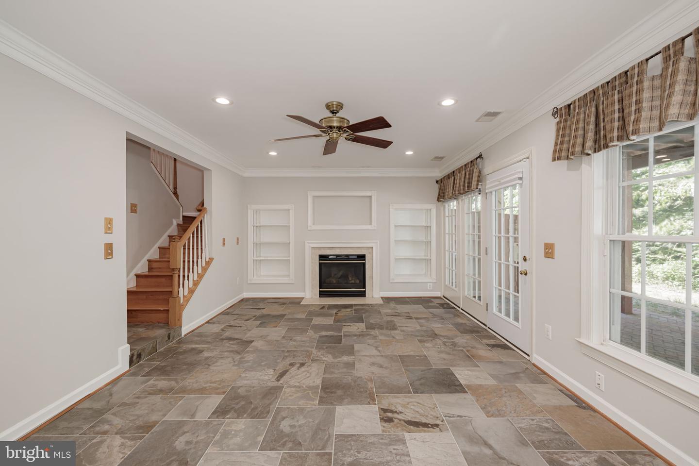 7144 POINT REPLETE CIR, FORT BELVOIR, Virginia 22060, 3 Bedrooms Bedrooms, ,3 BathroomsBathrooms,Residential,For sale,7144 POINT REPLETE CIR,VAFX2238082 MLS # VAFX2238082