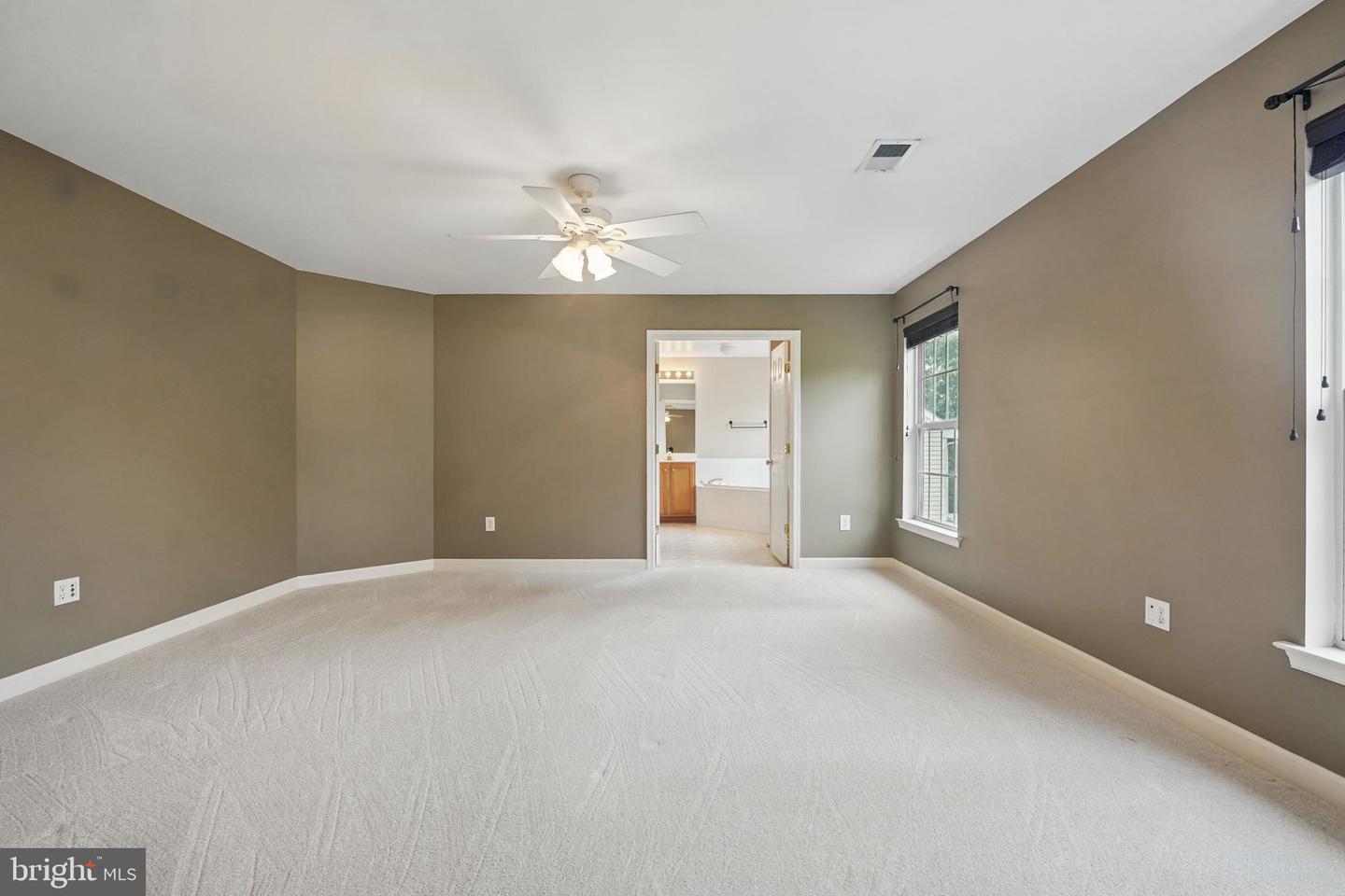 538 COLONY CT, WARRENTON, Virginia 20186, 3 Bedrooms Bedrooms, ,3 BathroomsBathrooms,Residential,For sale,538 COLONY CT,VAFQ2016472 MLS # VAFQ2016472