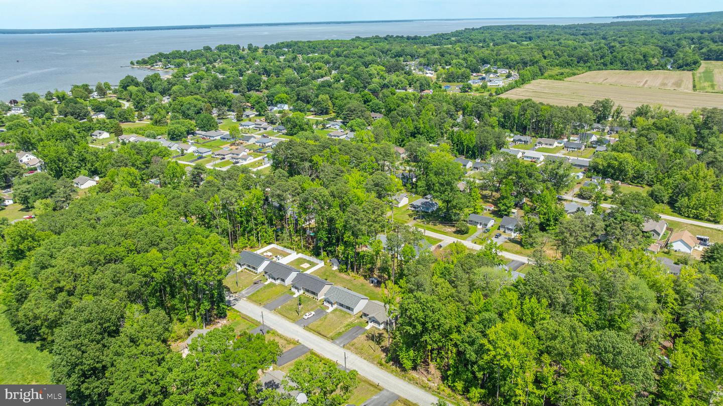 68 OAK LANE, COLONIAL BEACH, Virginia 22443, 3 Bedrooms Bedrooms, ,2 BathroomsBathrooms,Residential,For sale,68 OAK LANE,VAWE2008832 MLS # VAWE2008832