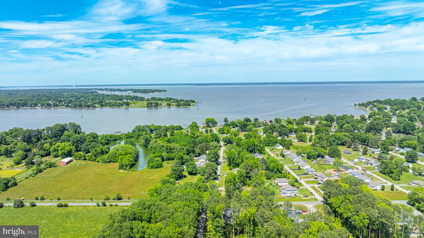 68 OAK LANE, COLONIAL BEACH, Virginia 22443, 3 Bedrooms Bedrooms, ,2 BathroomsBathrooms,Residential,For sale,68 OAK LANE,VAWE2008832 MLS # VAWE2008832