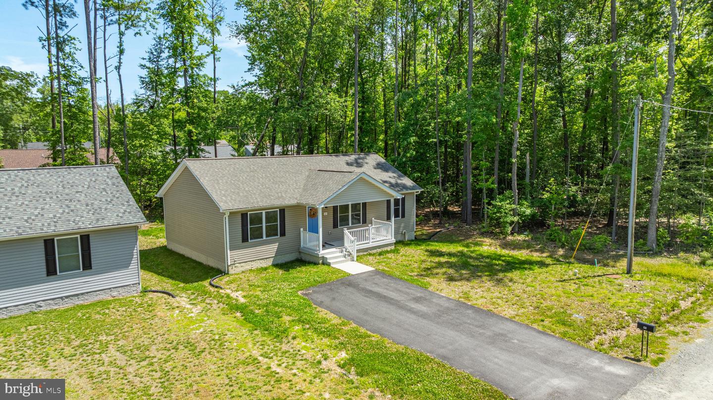 68 OAK LANE, COLONIAL BEACH, Virginia 22443, 3 Bedrooms Bedrooms, ,2 BathroomsBathrooms,Residential,For sale,68 OAK LANE,VAWE2008832 MLS # VAWE2008832