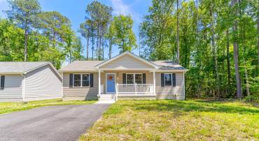 68 OAK LANE, COLONIAL BEACH, Virginia 22443, 3 Bedrooms Bedrooms, ,2 BathroomsBathrooms,Residential,For sale,68 OAK LANE,VAWE2008832 MLS # VAWE2008832