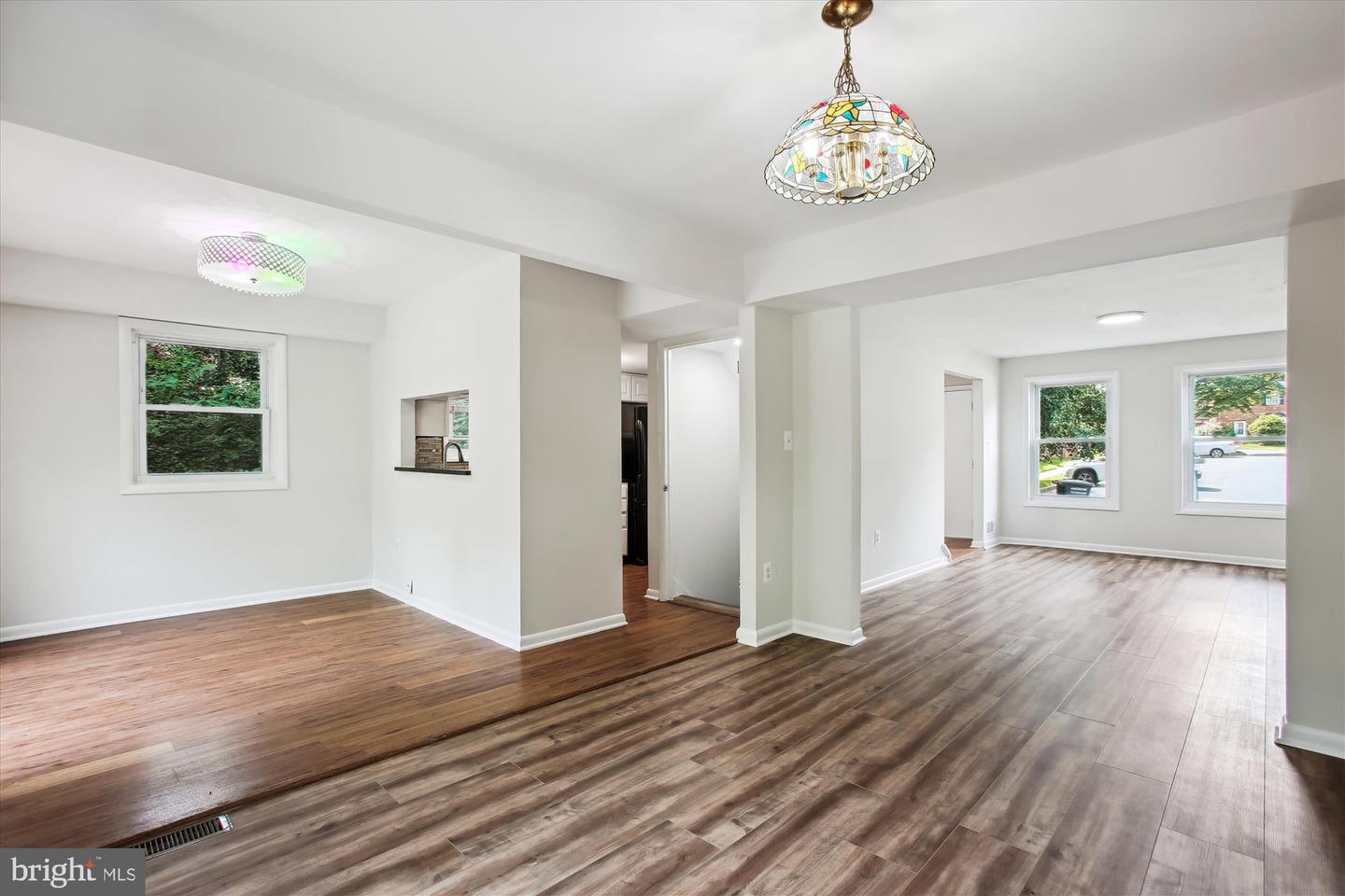 6356 EIGHTH CIR, ALEXANDRIA, Virginia 22312, 3 Bedrooms Bedrooms, 3 Rooms Rooms,3 BathroomsBathrooms,Residential,For sale,6356 EIGHTH CIR,VAFX2238478 MLS # VAFX2238478