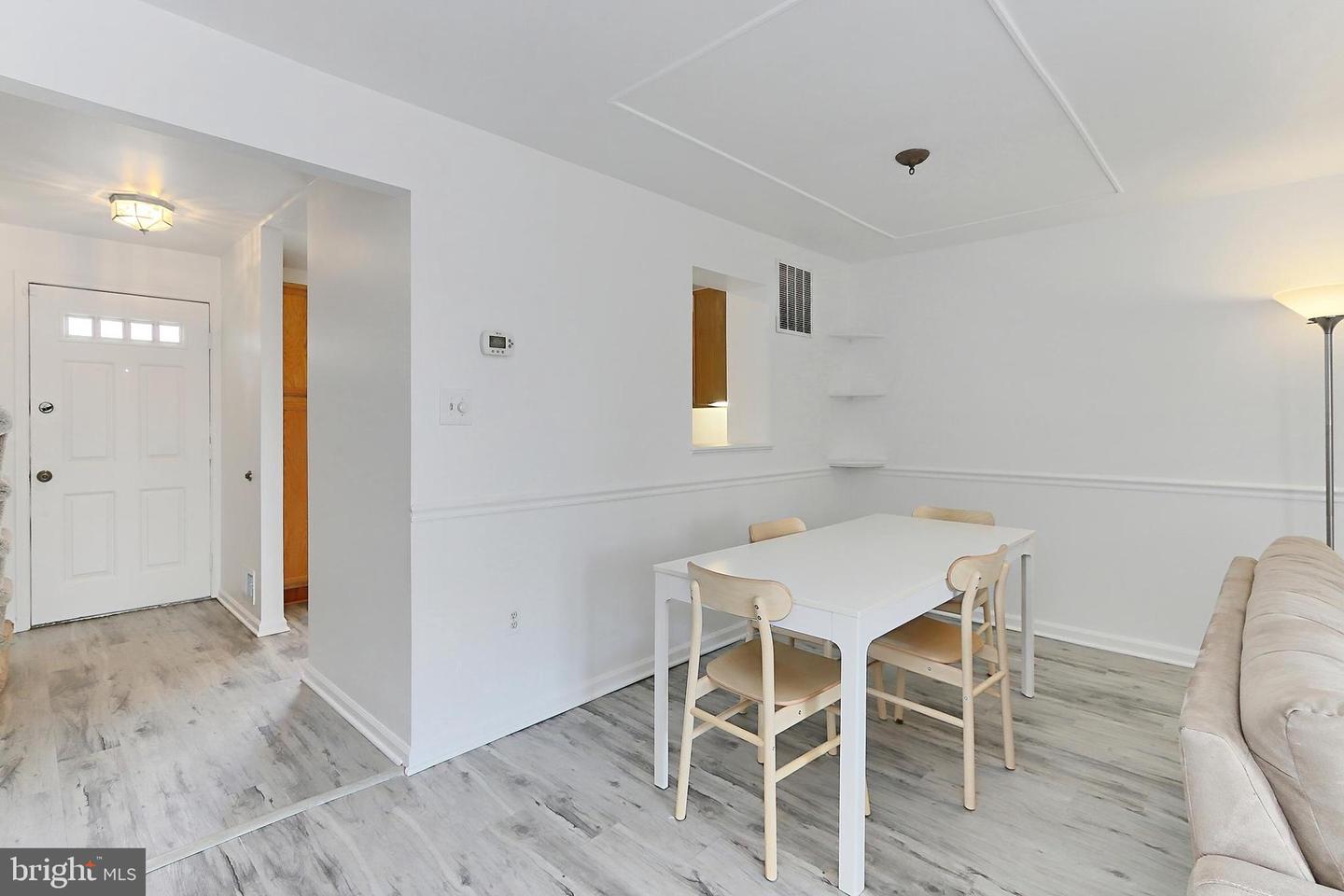 14530 FOUR CHIMNEY DR, CENTREVILLE, Virginia 20120, 2 Bedrooms Bedrooms, ,2 BathroomsBathrooms,Residential,For sale,14530 FOUR CHIMNEY DR,VAFX2238546 MLS # VAFX2238546