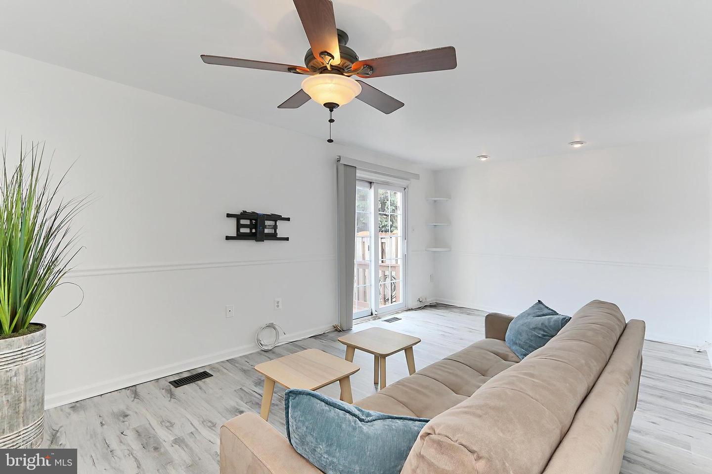 14530 FOUR CHIMNEY DR, CENTREVILLE, Virginia 20120, 2 Bedrooms Bedrooms, ,2 BathroomsBathrooms,Residential,For sale,14530 FOUR CHIMNEY DR,VAFX2238546 MLS # VAFX2238546