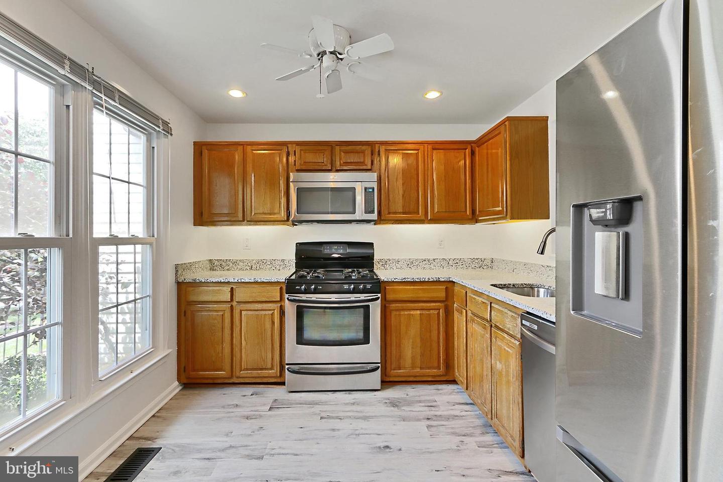 14530 FOUR CHIMNEY DR, CENTREVILLE, Virginia 20120, 2 Bedrooms Bedrooms, ,2 BathroomsBathrooms,Residential,For sale,14530 FOUR CHIMNEY DR,VAFX2238546 MLS # VAFX2238546