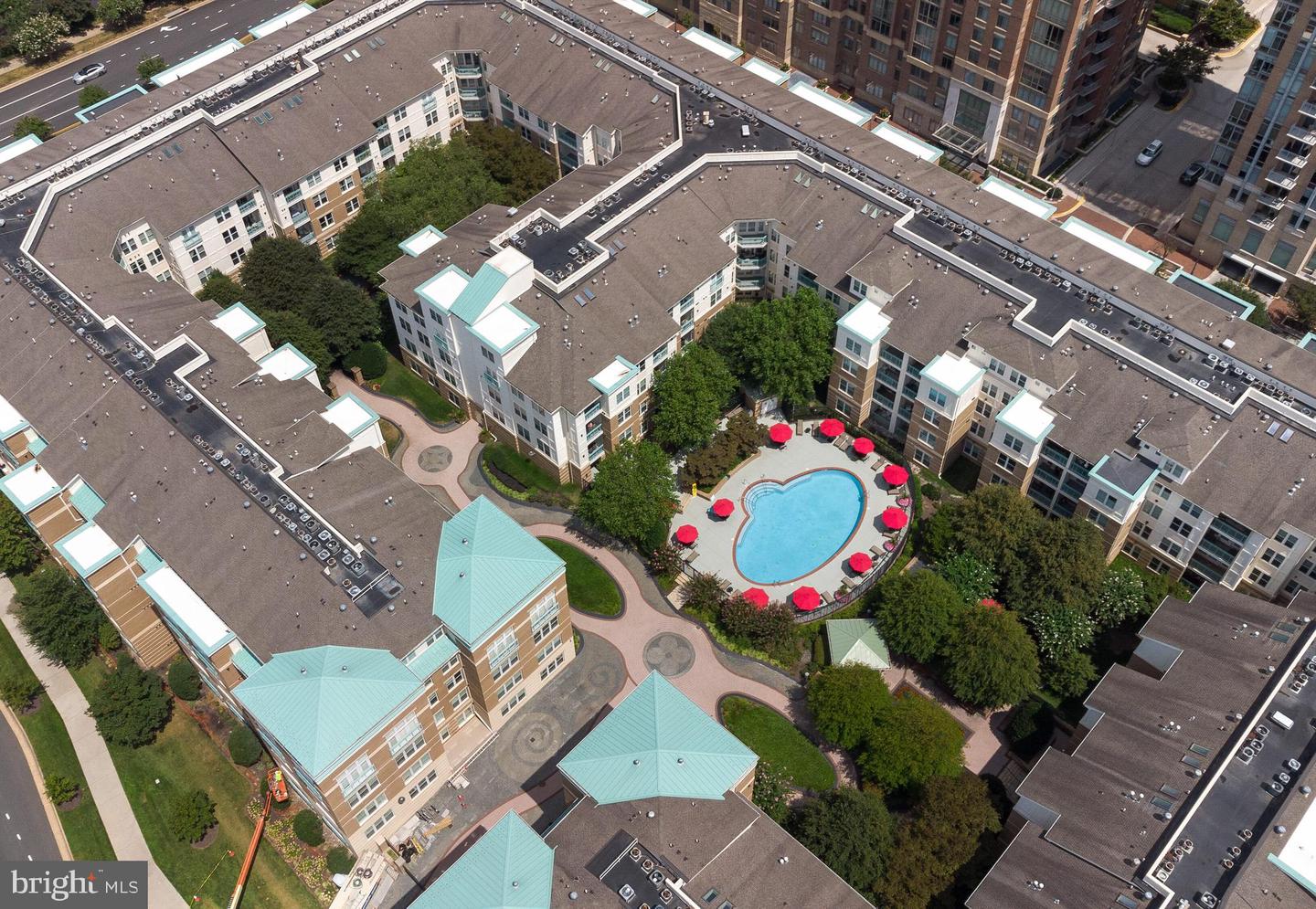 12000 MARKET ST #131, RESTON, Virginia 20190, 2 Bedrooms Bedrooms, ,2 BathroomsBathrooms,Residential,For sale,12000 MARKET ST #131,VAFX2238632 MLS # VAFX2238632