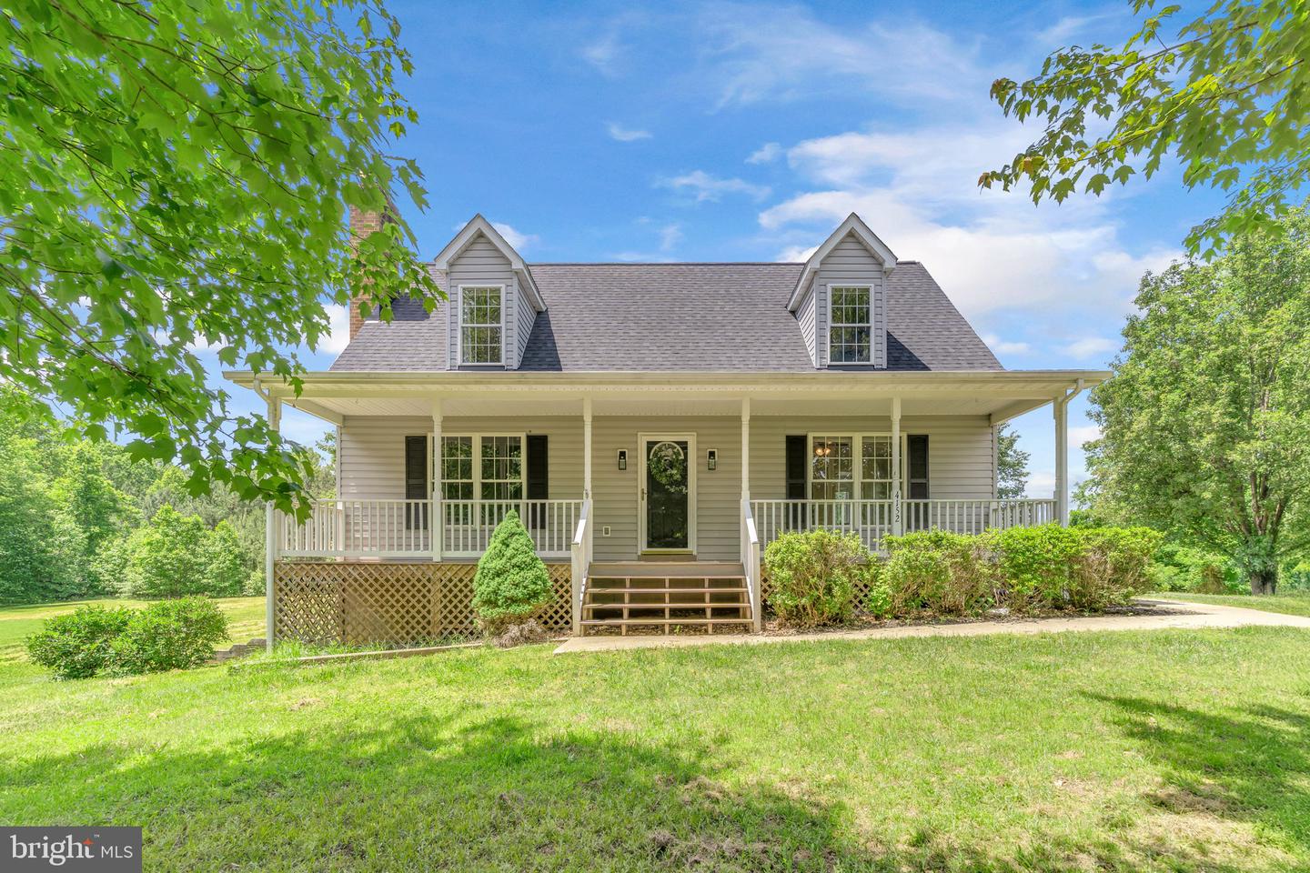 4152 WINDY HILLS LN, KING GEORGE, Virginia 22485, 3 Bedrooms Bedrooms, ,3 BathroomsBathrooms,Residential,For sale,4152 WINDY HILLS LN,VAKG2006390 MLS # VAKG2006390