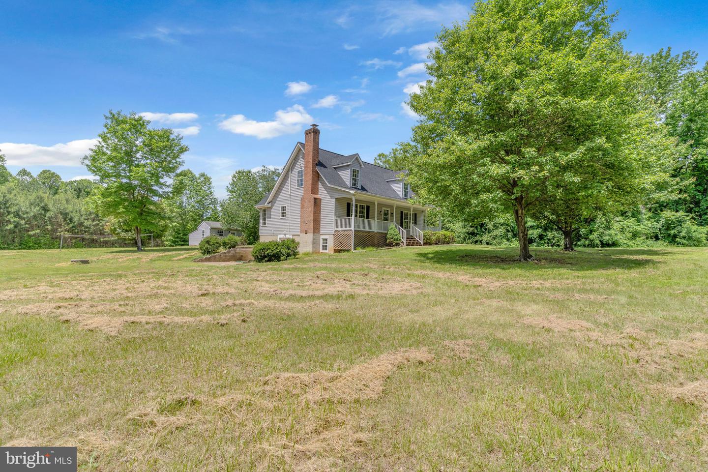 4152 WINDY HILLS LN, KING GEORGE, Virginia 22485, 3 Bedrooms Bedrooms, ,3 BathroomsBathrooms,Residential,For sale,4152 WINDY HILLS LN,VAKG2006390 MLS # VAKG2006390